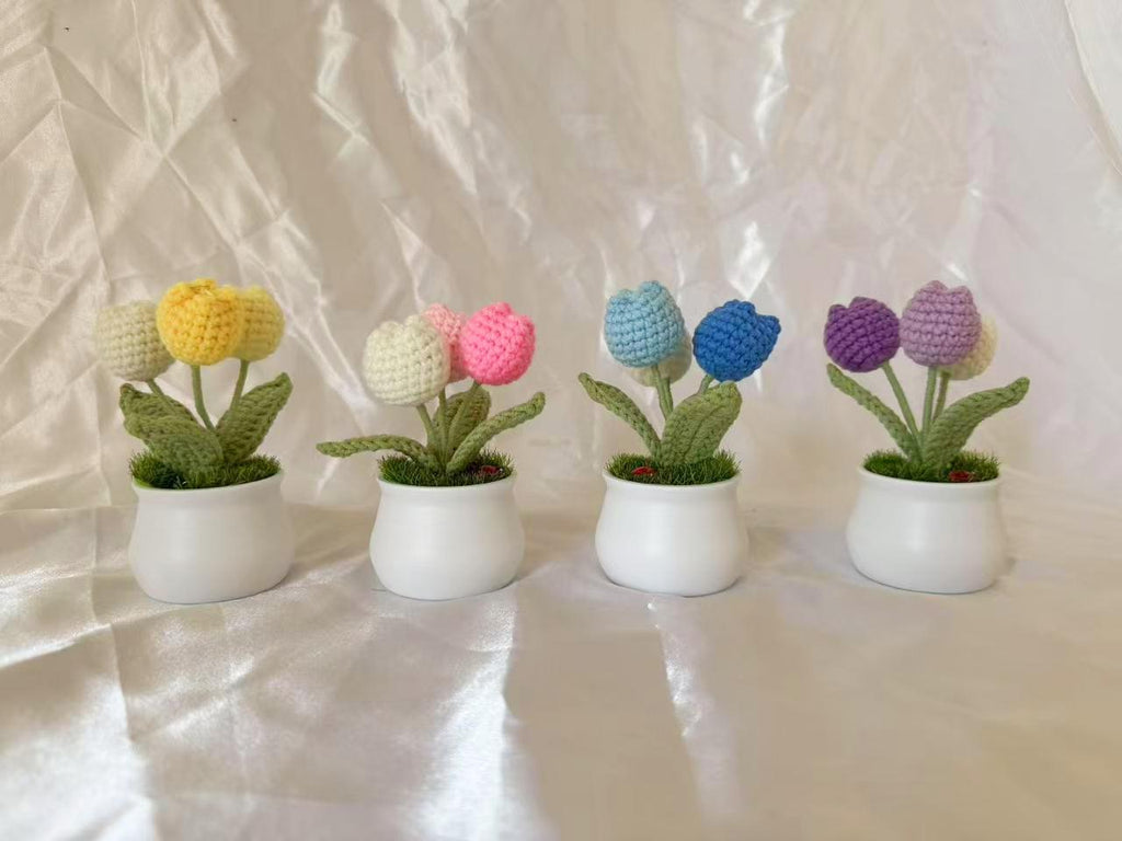 CrochetRecipe Handmade Tulip Mini Potted Plant Light Lamp 8in Pink