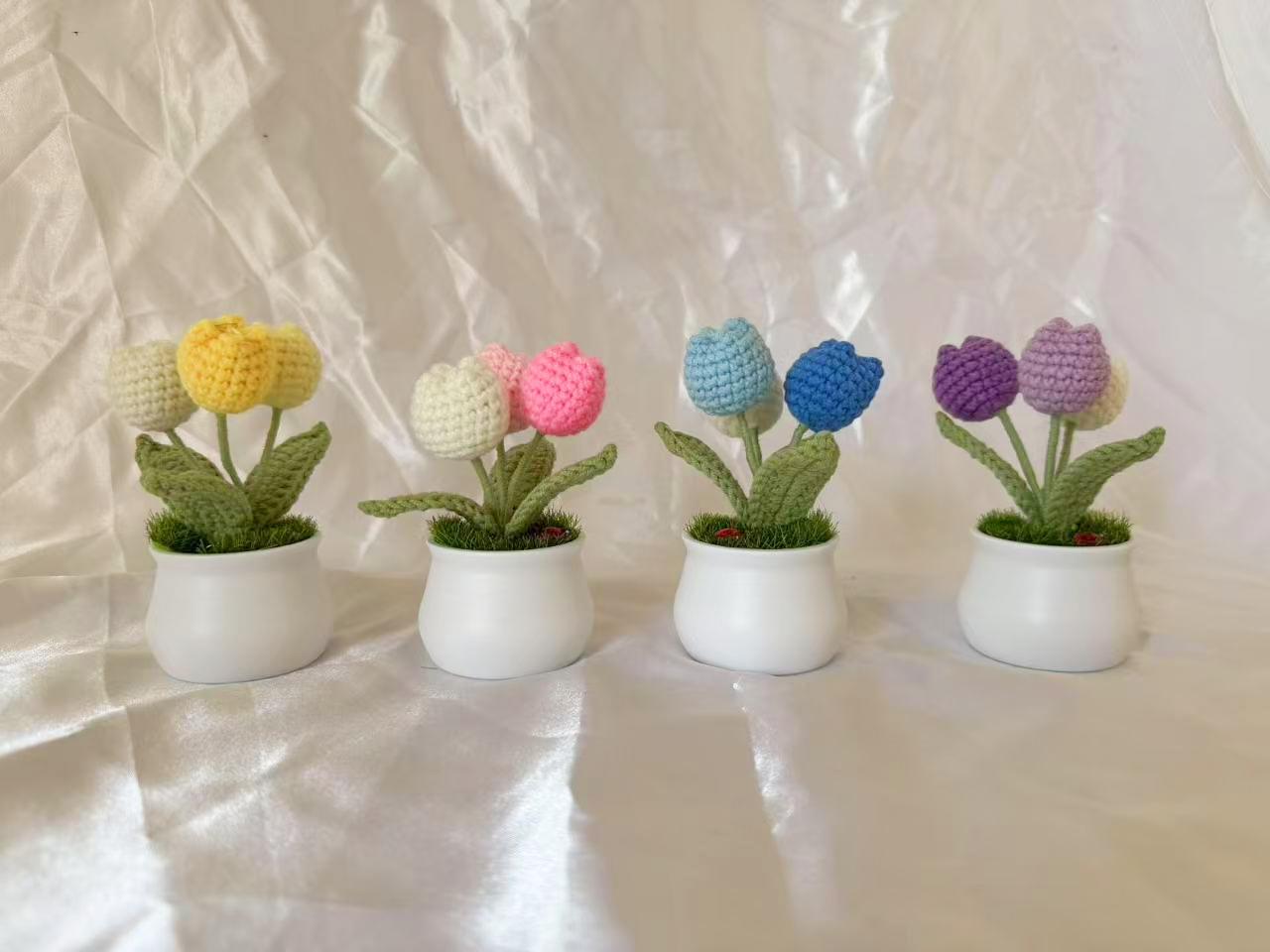 CrochetRecipe Handmade Tulip Mini Potted Plant Light Lamp 8in Pink