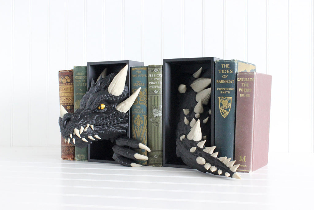 DelightfullyDutch Dragon Book Nook Fourth Wing Bookshelf Decor Bookish