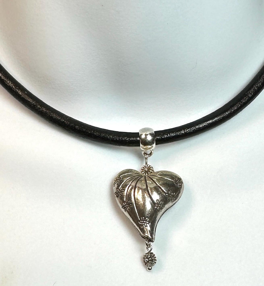 MossberryandStone Leather Choker Necklace With Puffed Heart Pendant