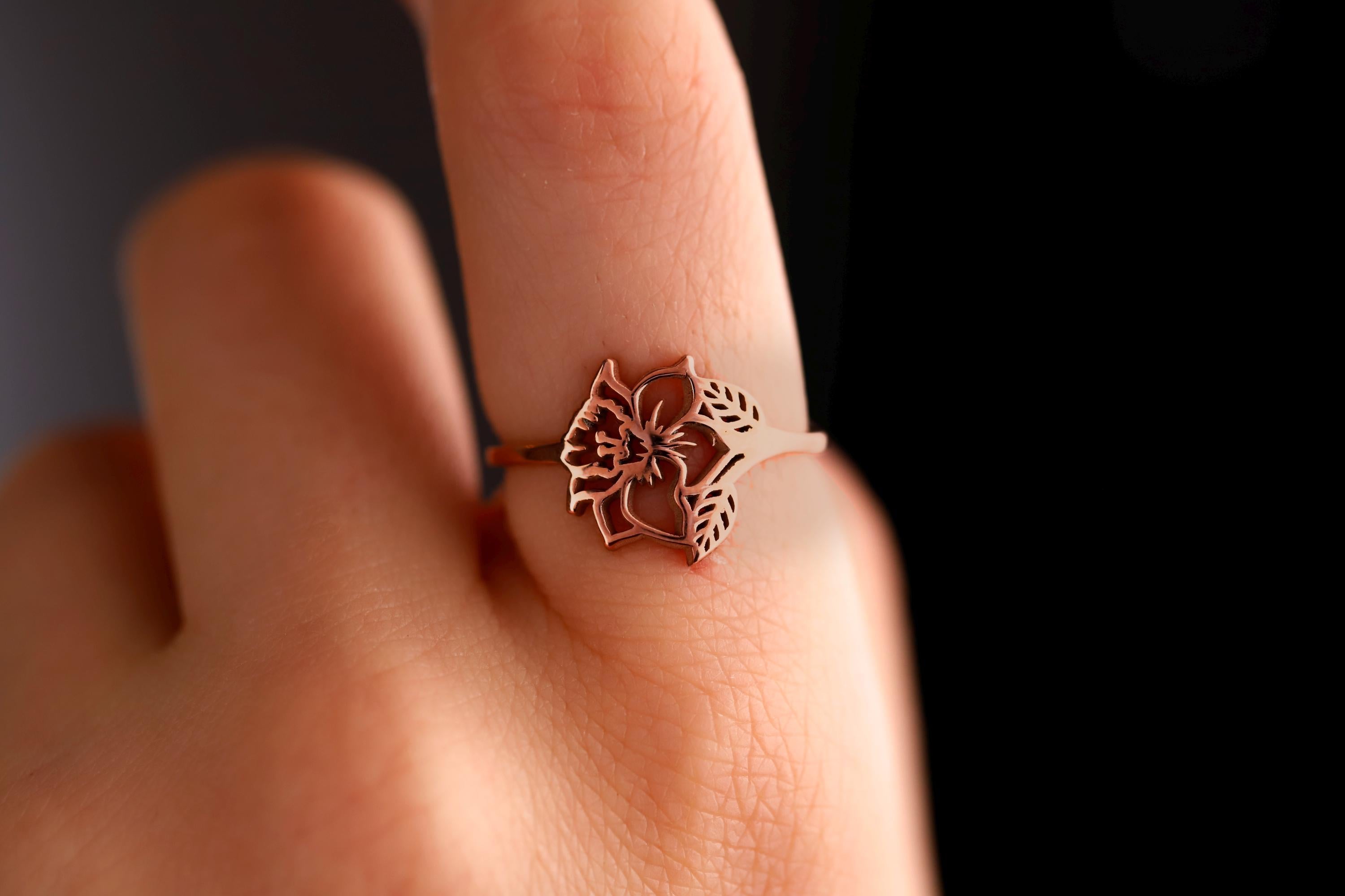 SilverGoldandRose Sterling Silver Birth Flower Ring Personalized Family Jewelry