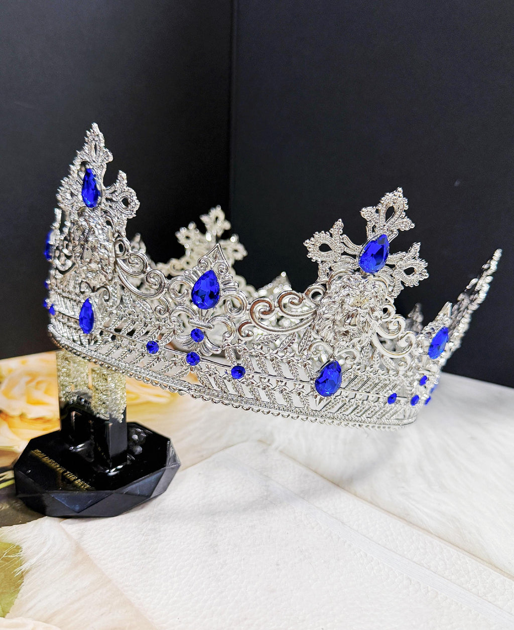 HappyJewelryWorld Vintage Lion King Crown Blue Crystal XL 23.5