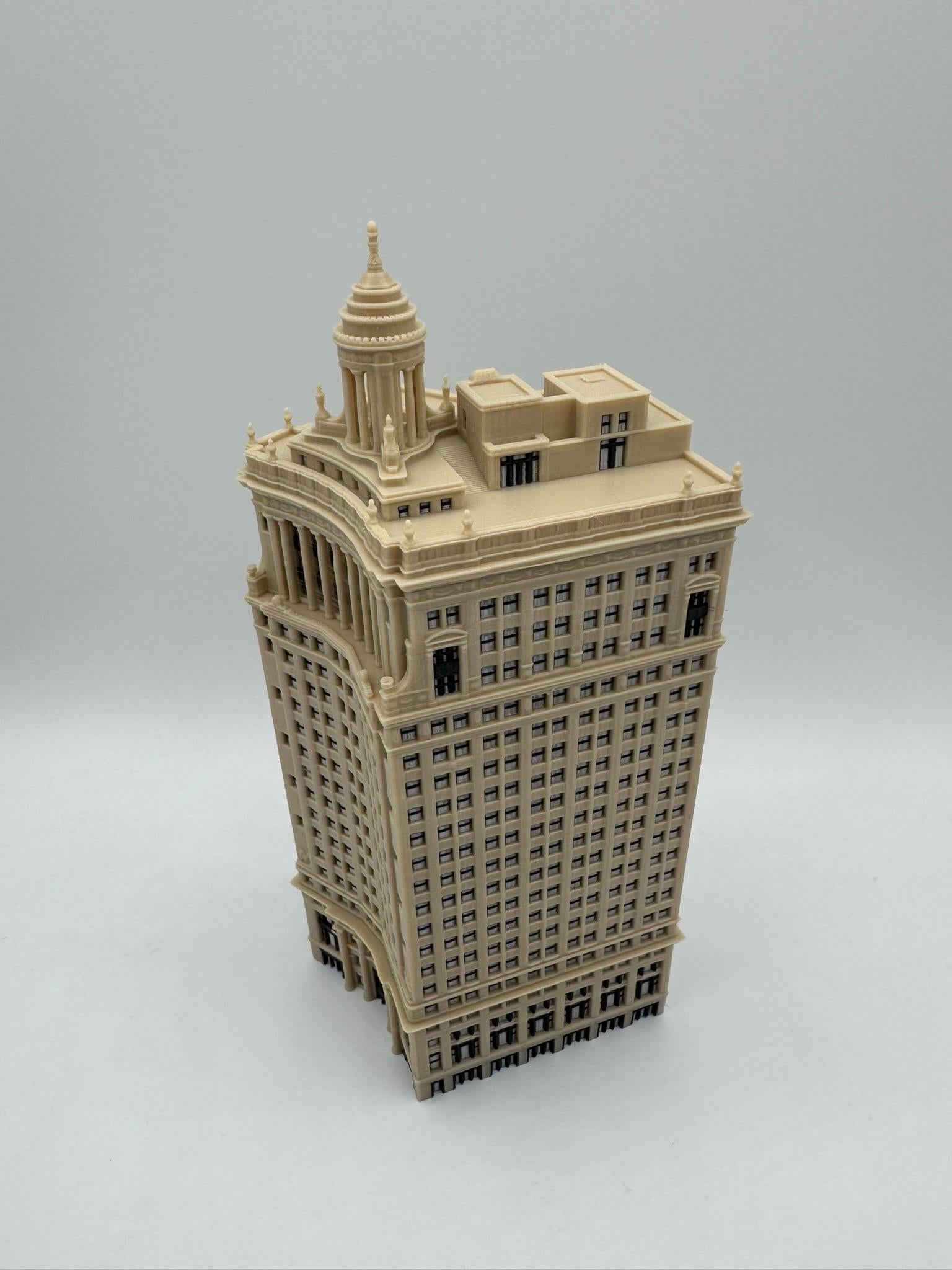 London Guarantee Building Model 3D Printed Full Color