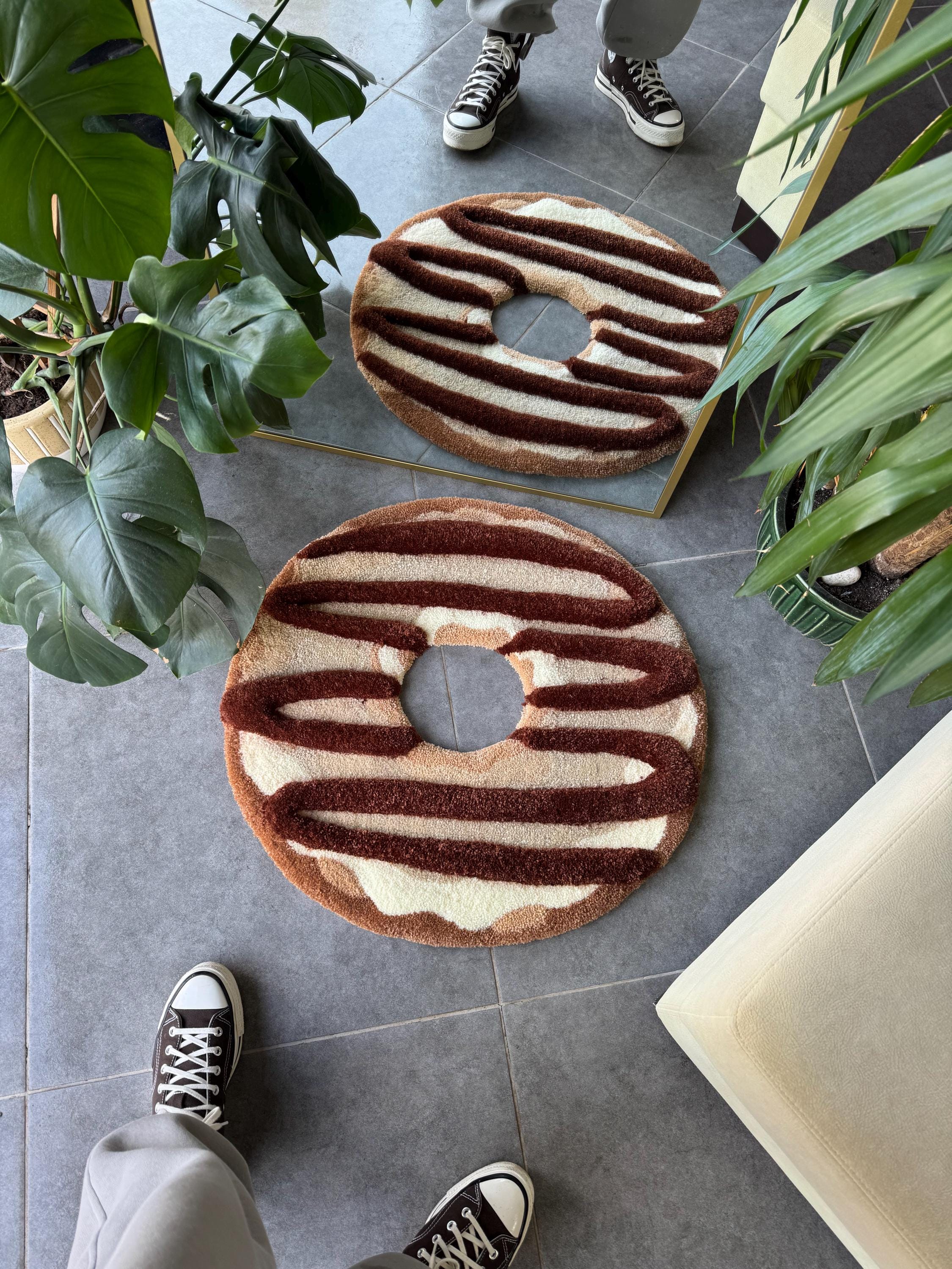 OrnnWorks 3D Fluffy Chocolate Donut Handmade Tufted Rug