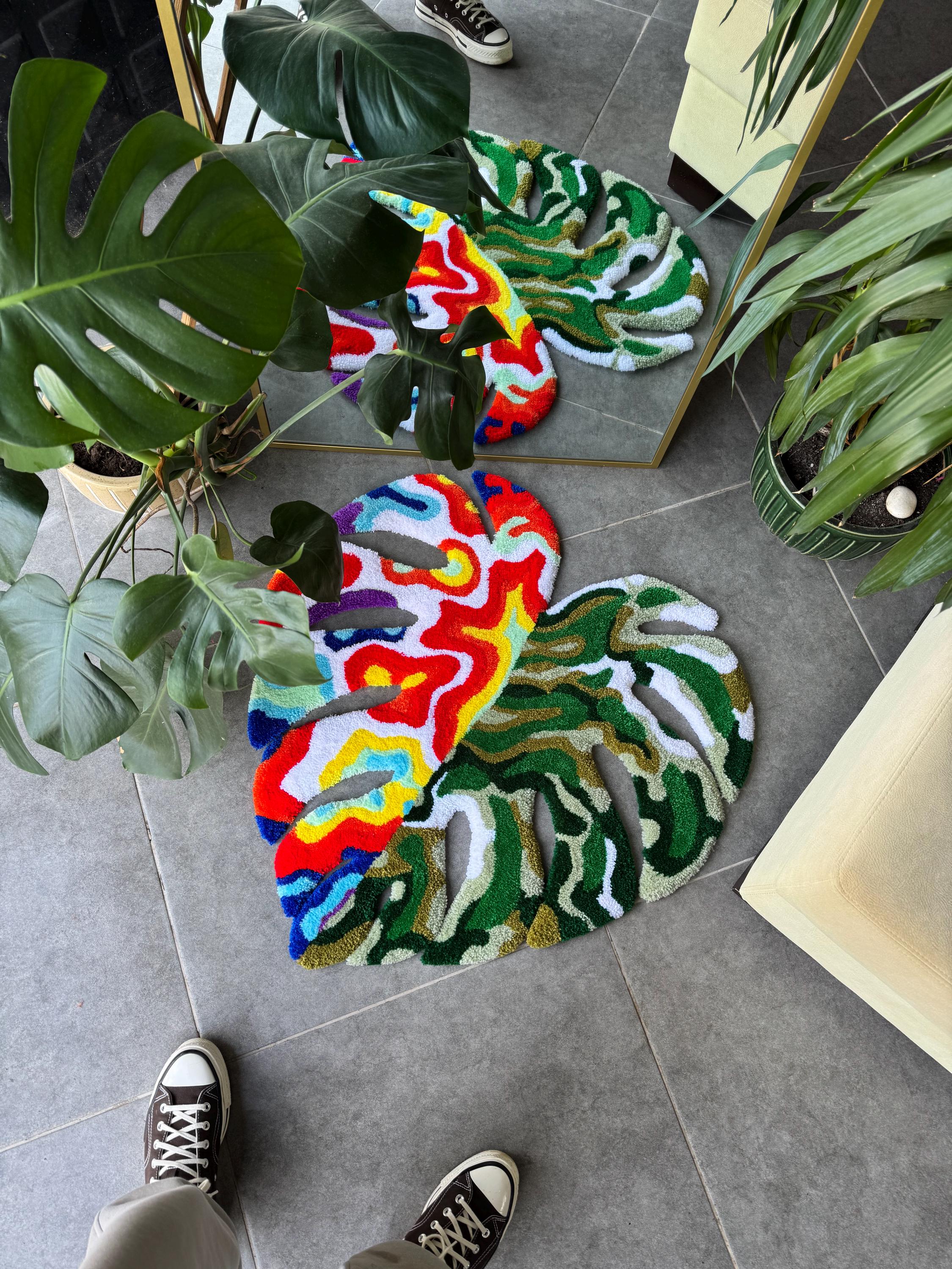 OrnnWorks Thermal Colorful Monstera Leaf Fluffy Tufted Rug