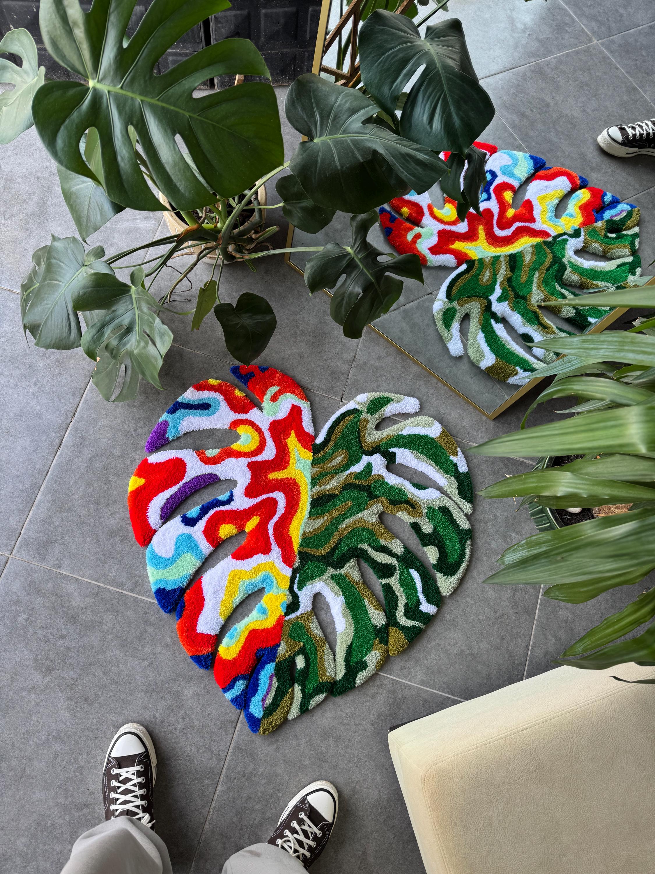 OrnnWorks Thermal Colorful Monstera Leaf Fluffy Tufted Rug