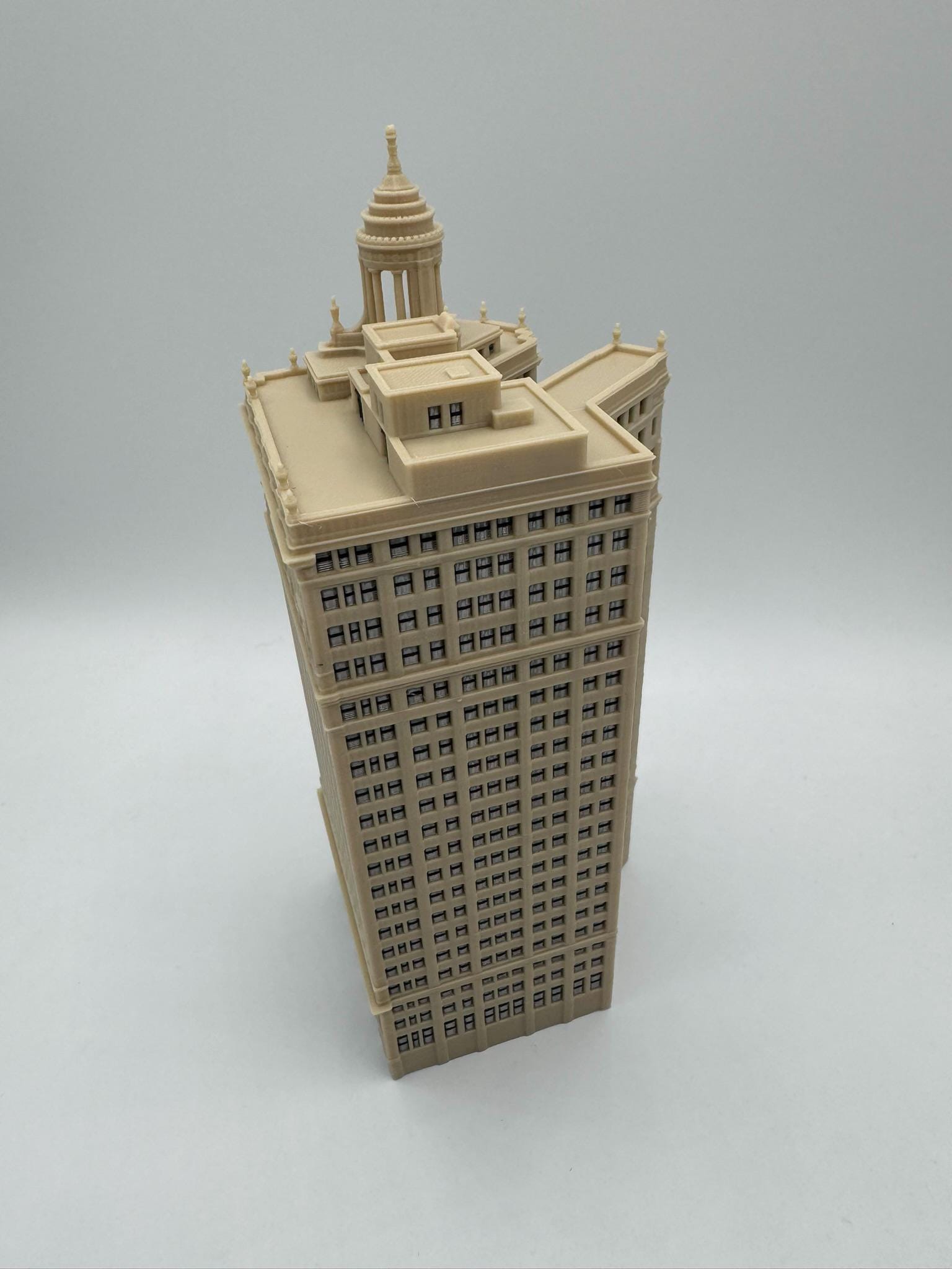 London Guarantee Building Model 3D Printed Full Color