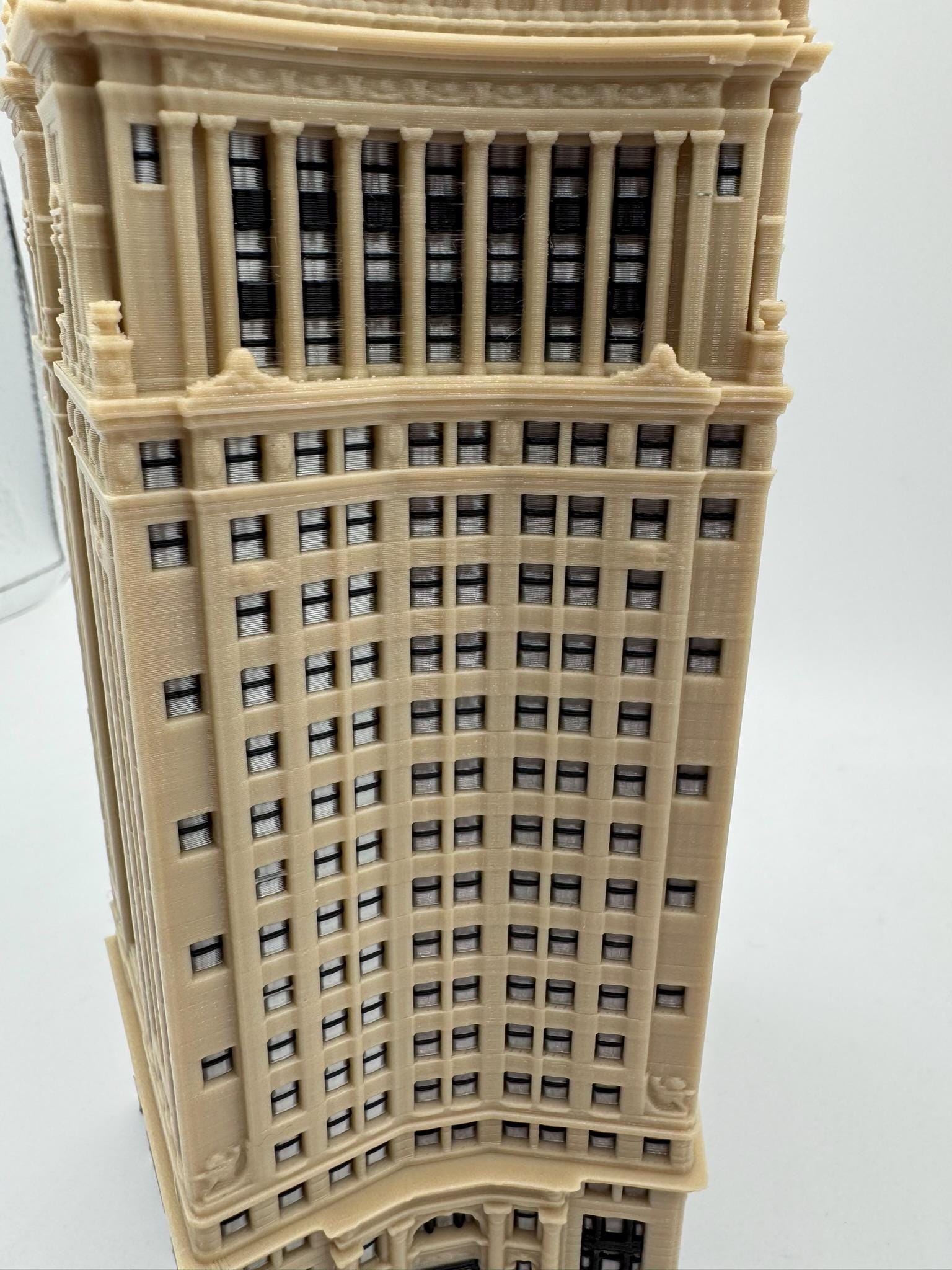 London Guarantee Building Model 3D Printed Full Color