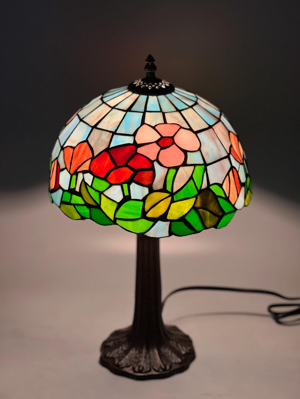 U2Antique Wisteria 10" Stained Glass Tiffany Table Lamp Blue