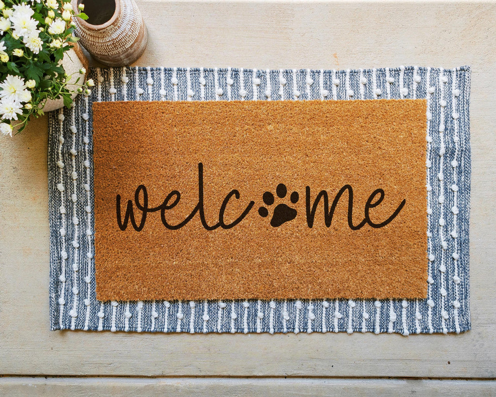 HamlinRowShop Dog Welcome Natural Coir Doormat Scrolling Cursive Design