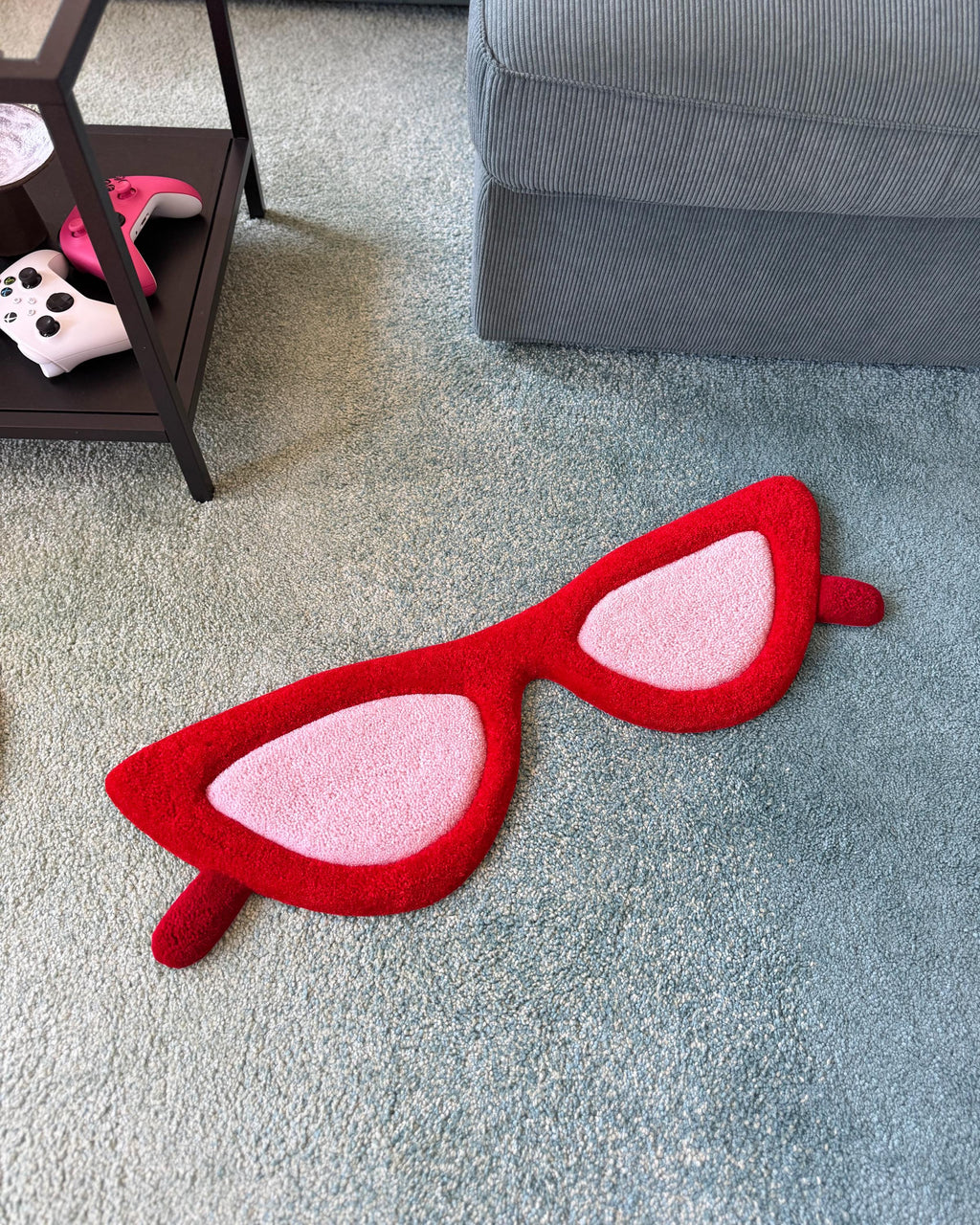 LargoModern Cat Eye Glasses Tufted Rug Handmade Fluffy Acrylic