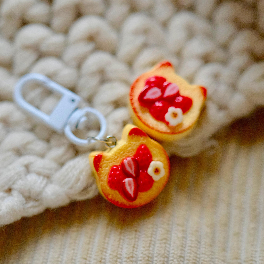 VanillaStarCafe Strawberry Cat Tart Set Handmade Resin Charm