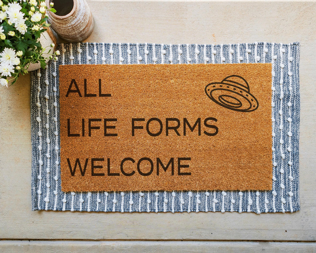 HamlinRowShop UFO Coir Doormat All Life Forms Welcome Natural Coir