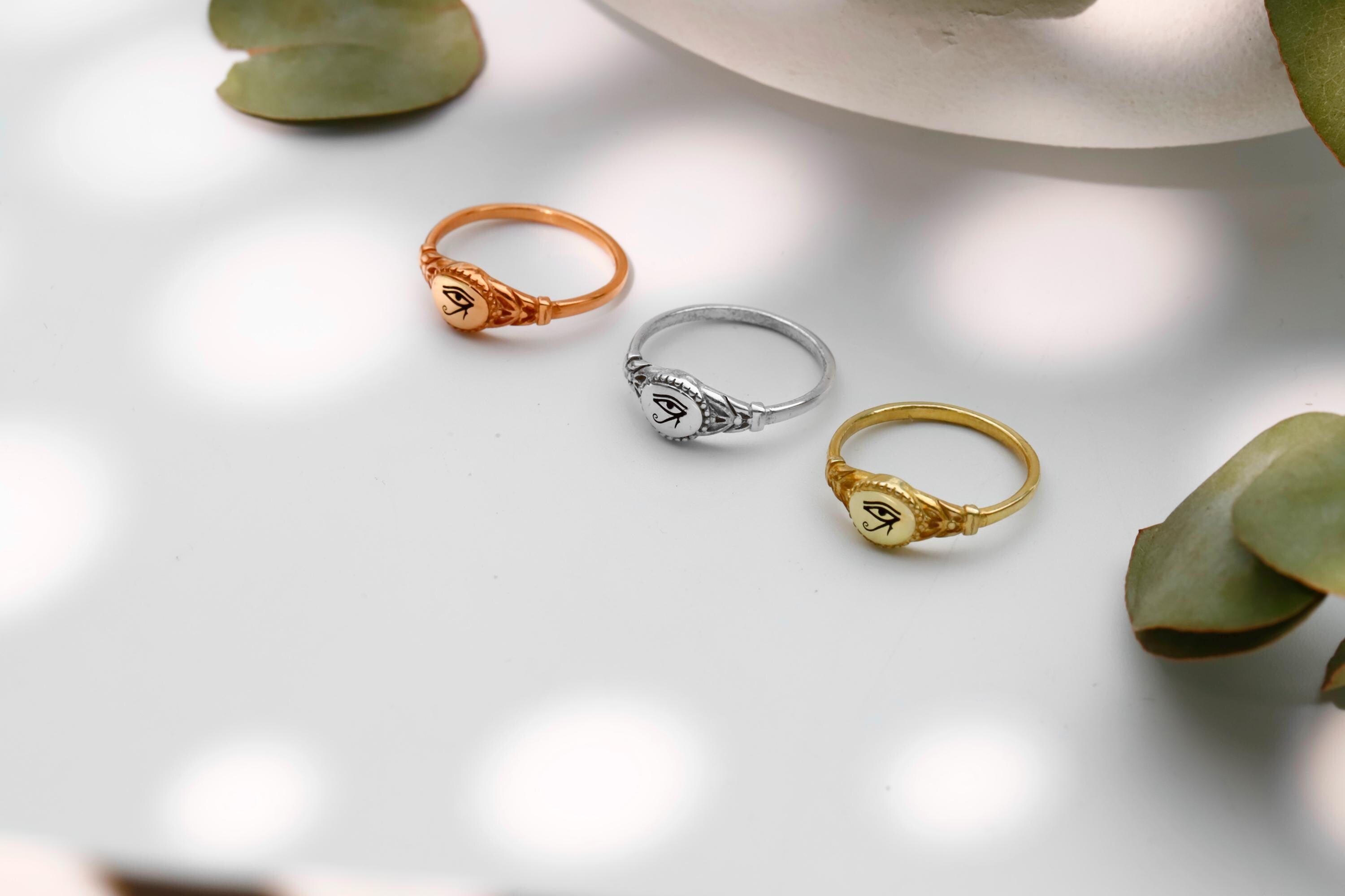 SilverGoldandRose Horus Eye Signet Ring 925 Sterling Silver Midi