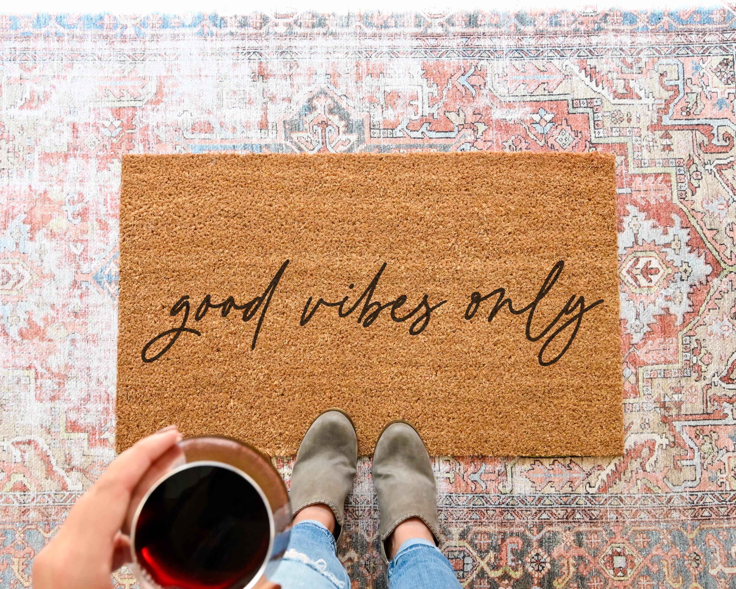 HamlinRowShop Good Vibes Only Coir Doormat Natural Coir Slip-Resistant Rubber Backing