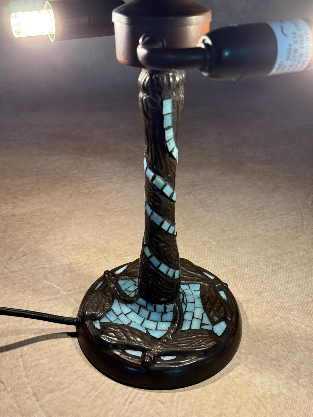 U2Antique Dragonfly Tiffany Style Stained Glass Table Lamp 12in