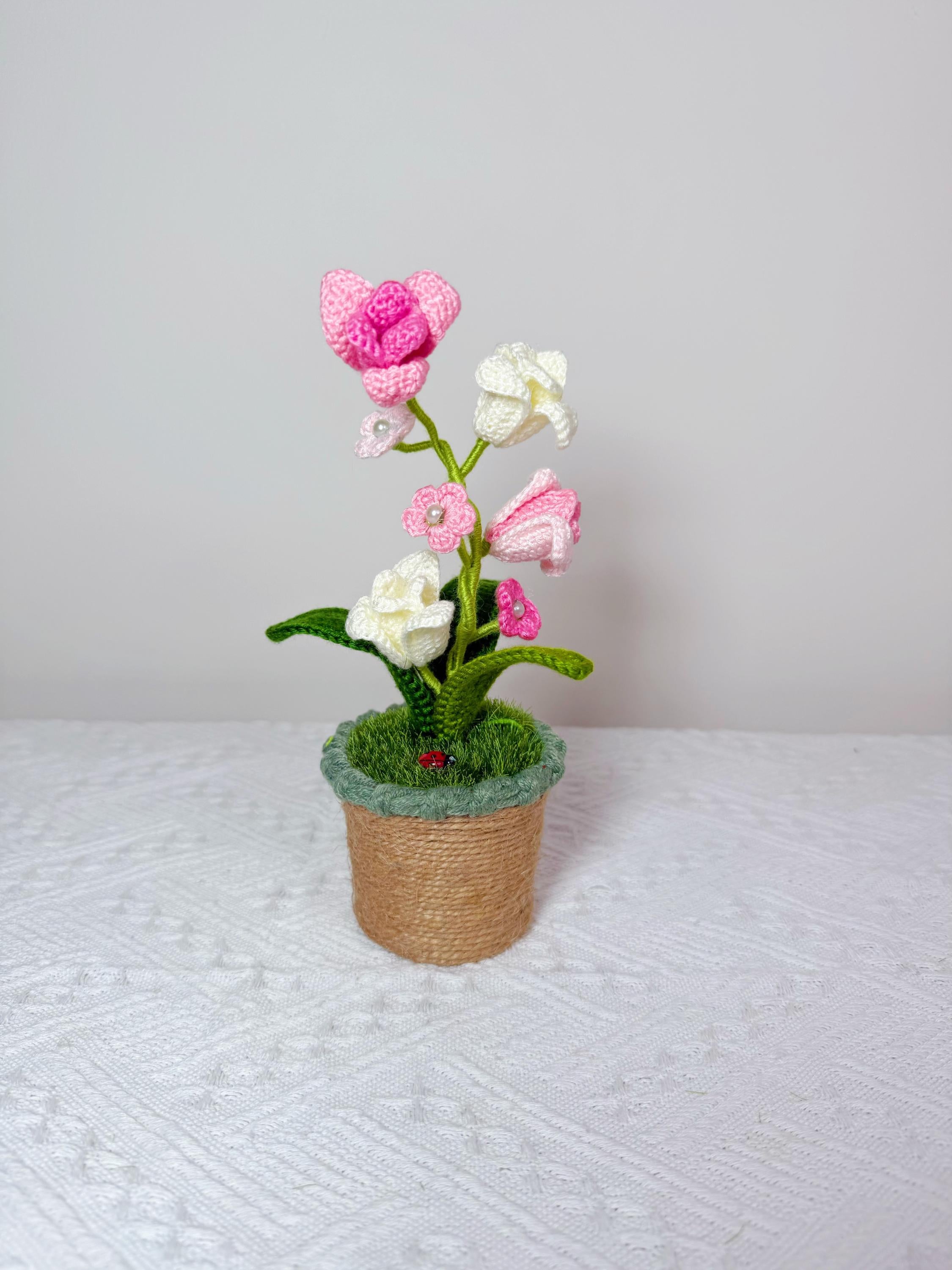 CrochetRecipe Handmade Tulip Mini Potted Plant Light Lamp 8in Pink