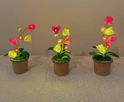 CrochetRecipe Handmade Tulip Mini Potted Plant Light Lamp 8in Pink