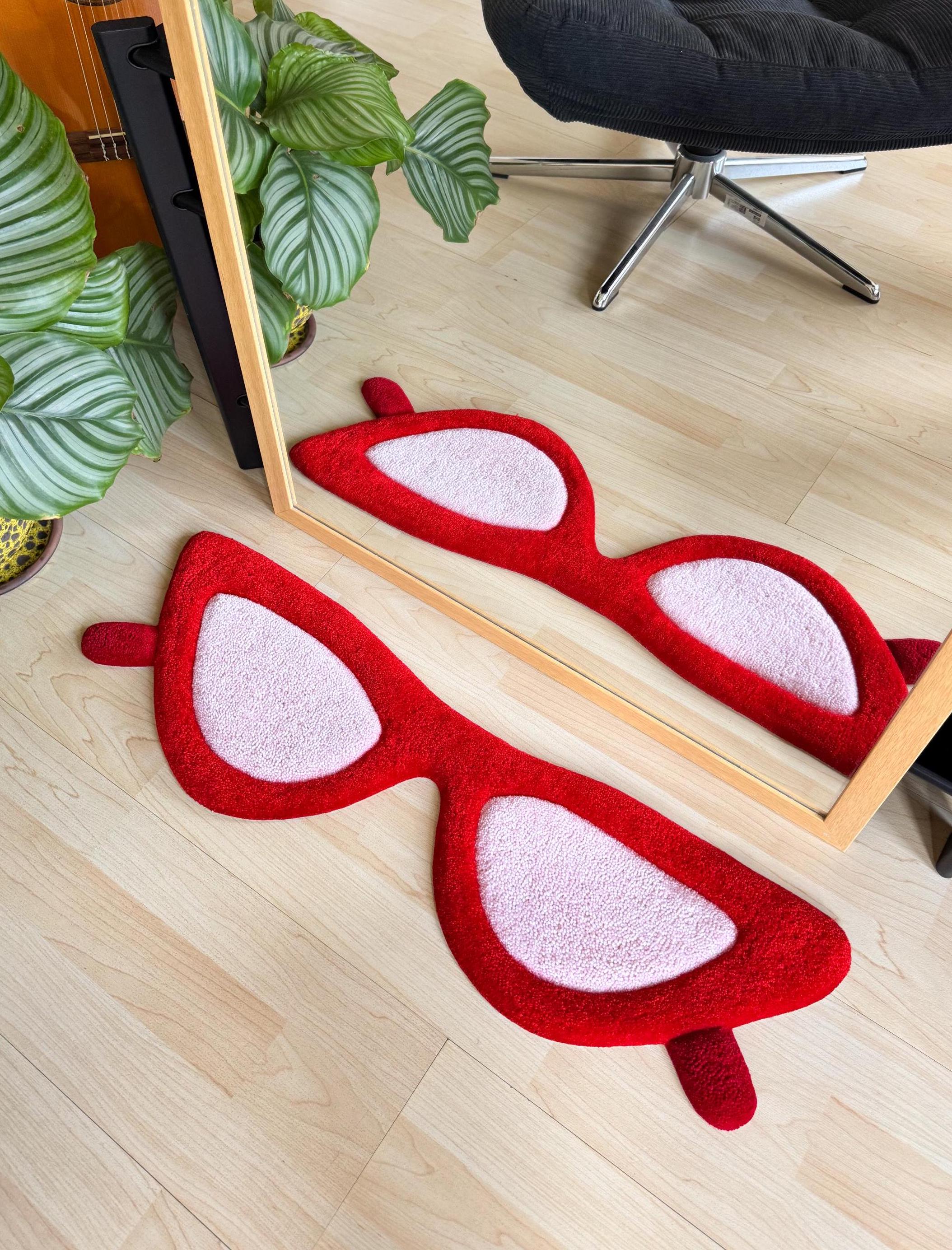 LargoModern Cat Eye Glasses Tufted Rug Handmade Fluffy Acrylic