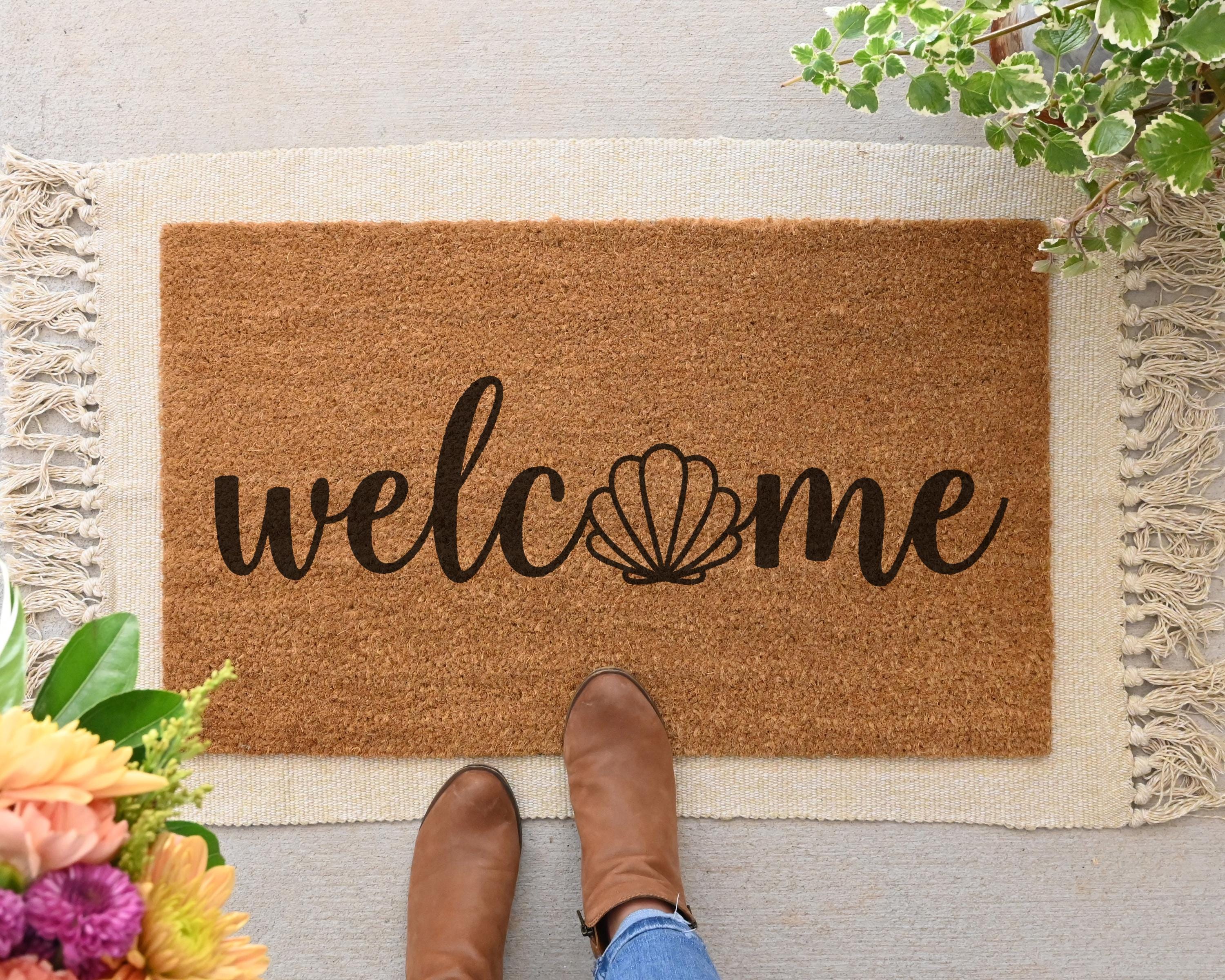 HamlinRowShop Coastal Seashell Welcome Coir Door Mat