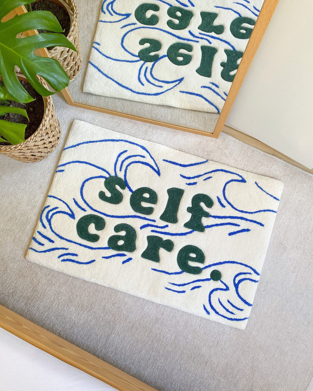 LargoModern Self Care Handmade Tufted Rug 100cm White