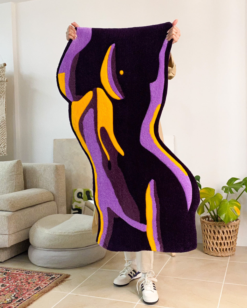 LargoModern Thermal Body Woman Handmade Tufted Rug Fluffy Decorative