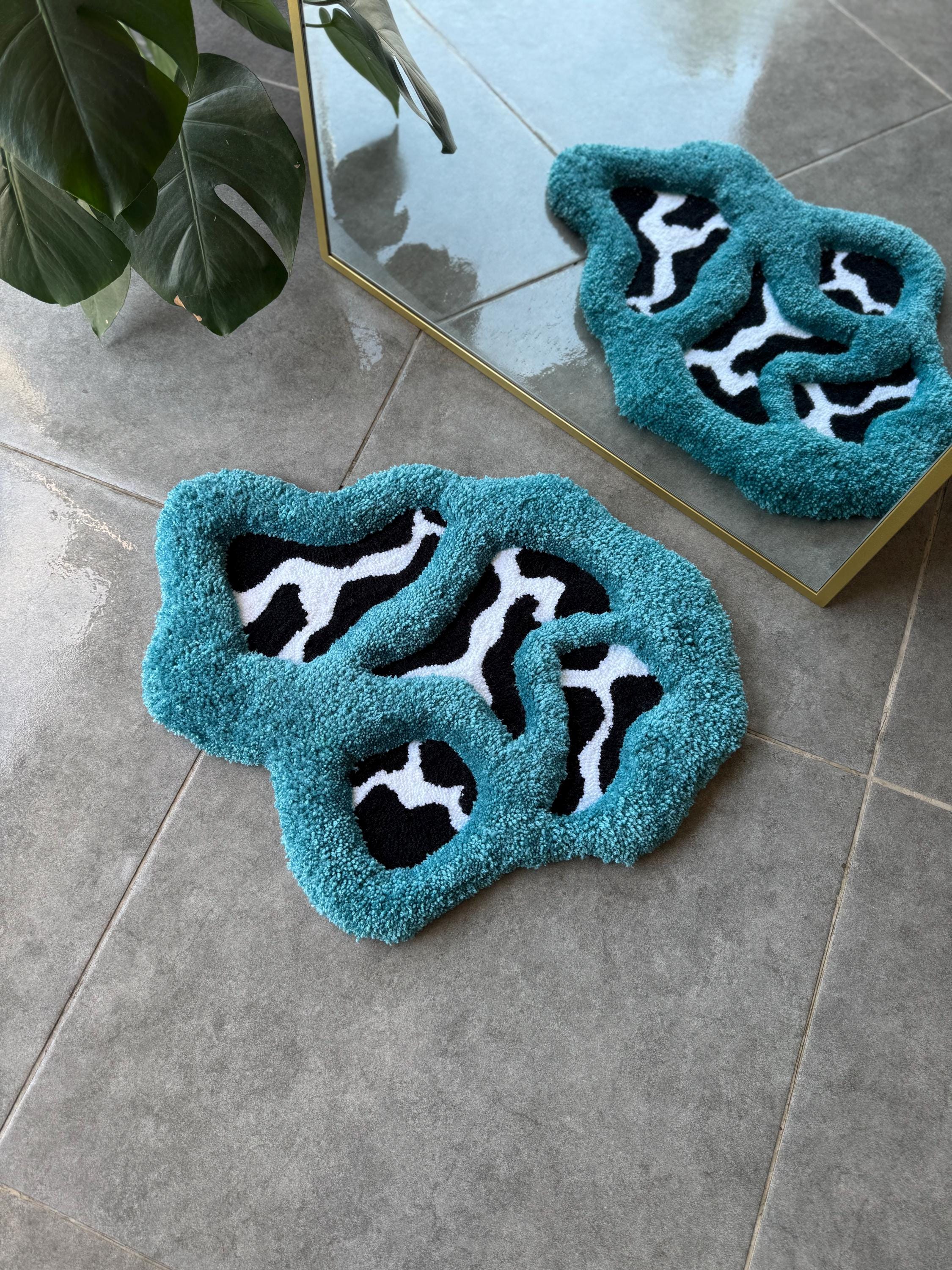 OrnnWorks 3D Blue Abstract Cow Print Handmade Tufted Rug