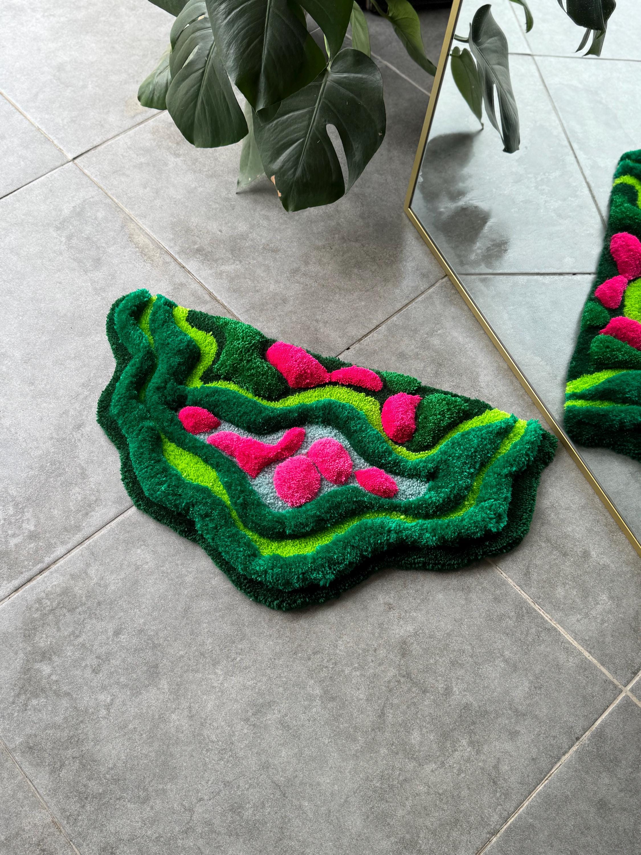 OrnnWorks 3D Tropical Leaves Handmade Tufted Rug Jungle-Inspired Fiber Art Carpet