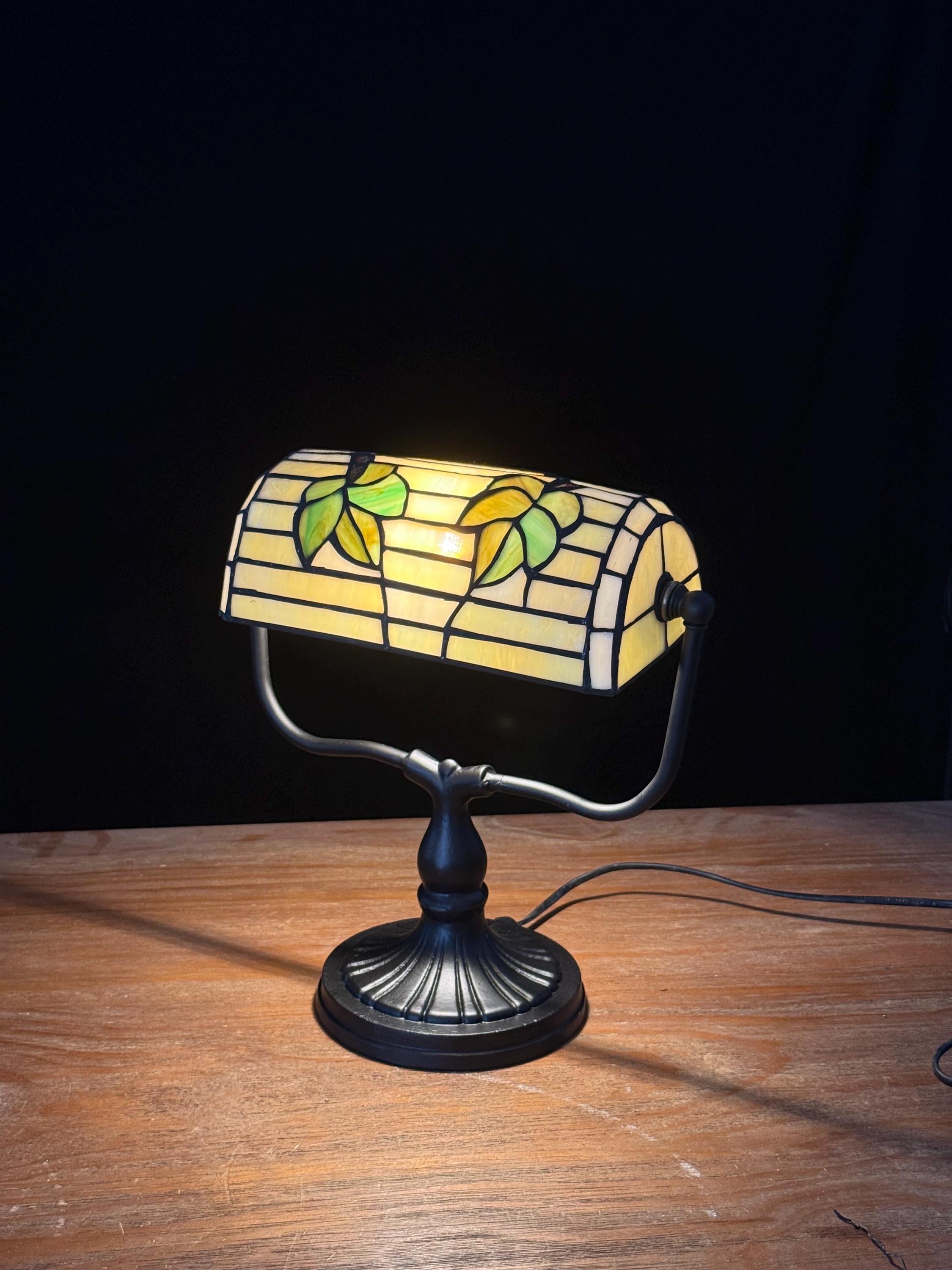 U2Antique Tiffany Banker Dragonfly Stained Glass Table Lamp Yellow