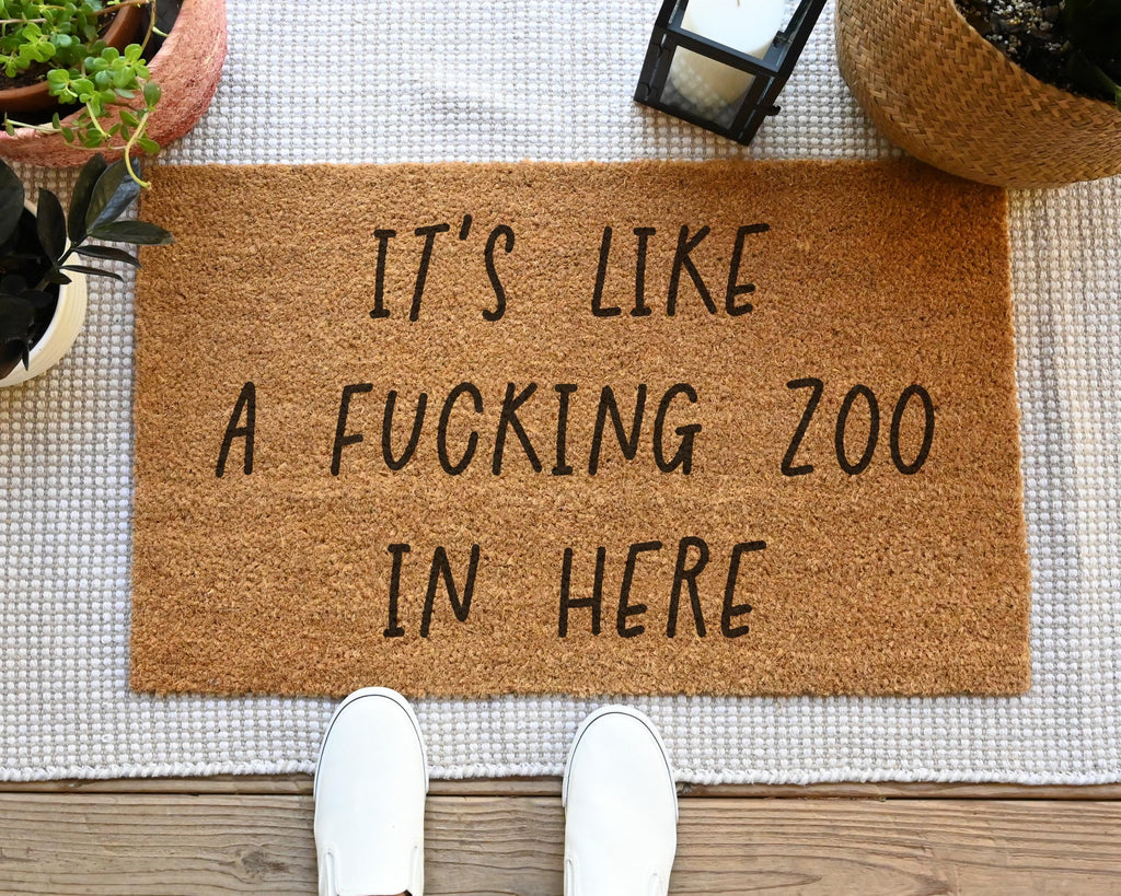 HamlinRowShop Funny 'It's Like a Zoo' Coir Doormat Humorous Welcome Mat