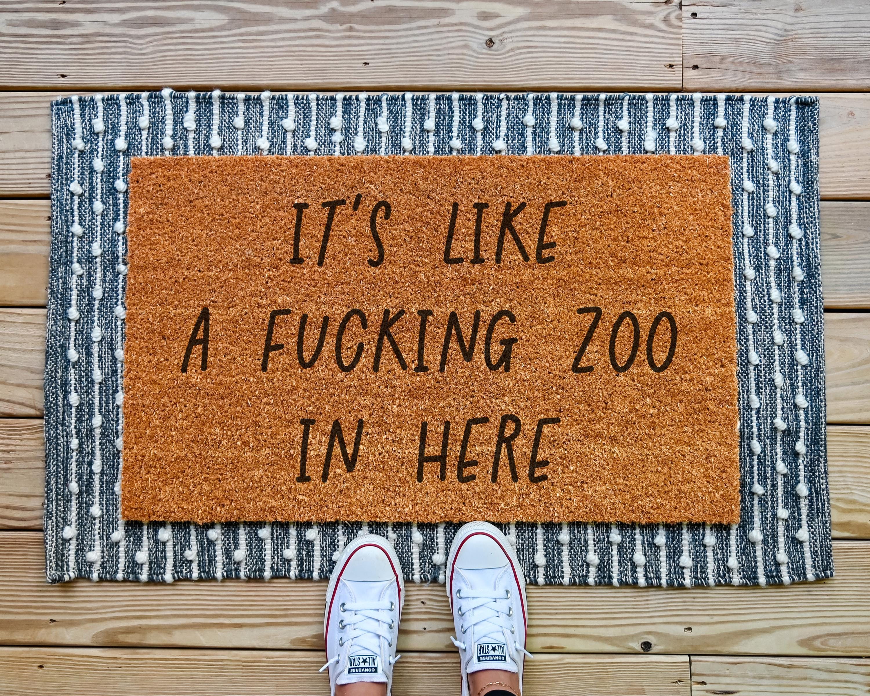 HamlinRowShop Funny 'It's Like a Zoo' Coir Doormat Humorous Welcome Mat