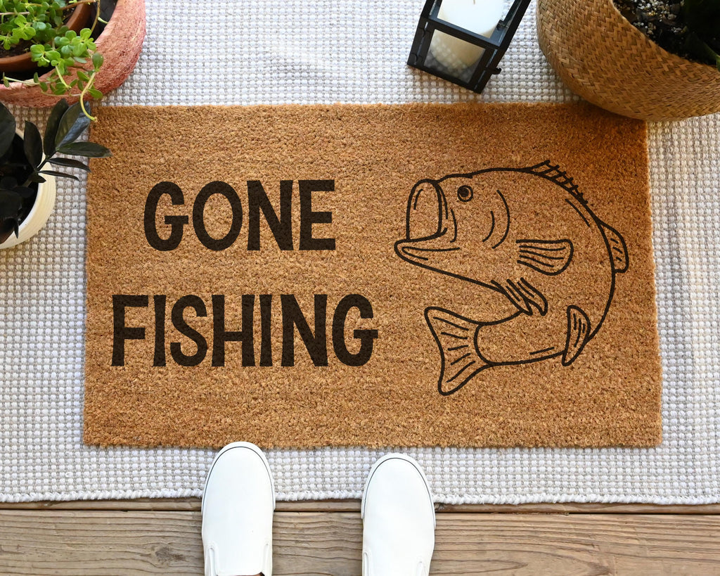 HamlinRowShop Gone Fishing Coir Doormat: Funny Welcome Mat for Anglers