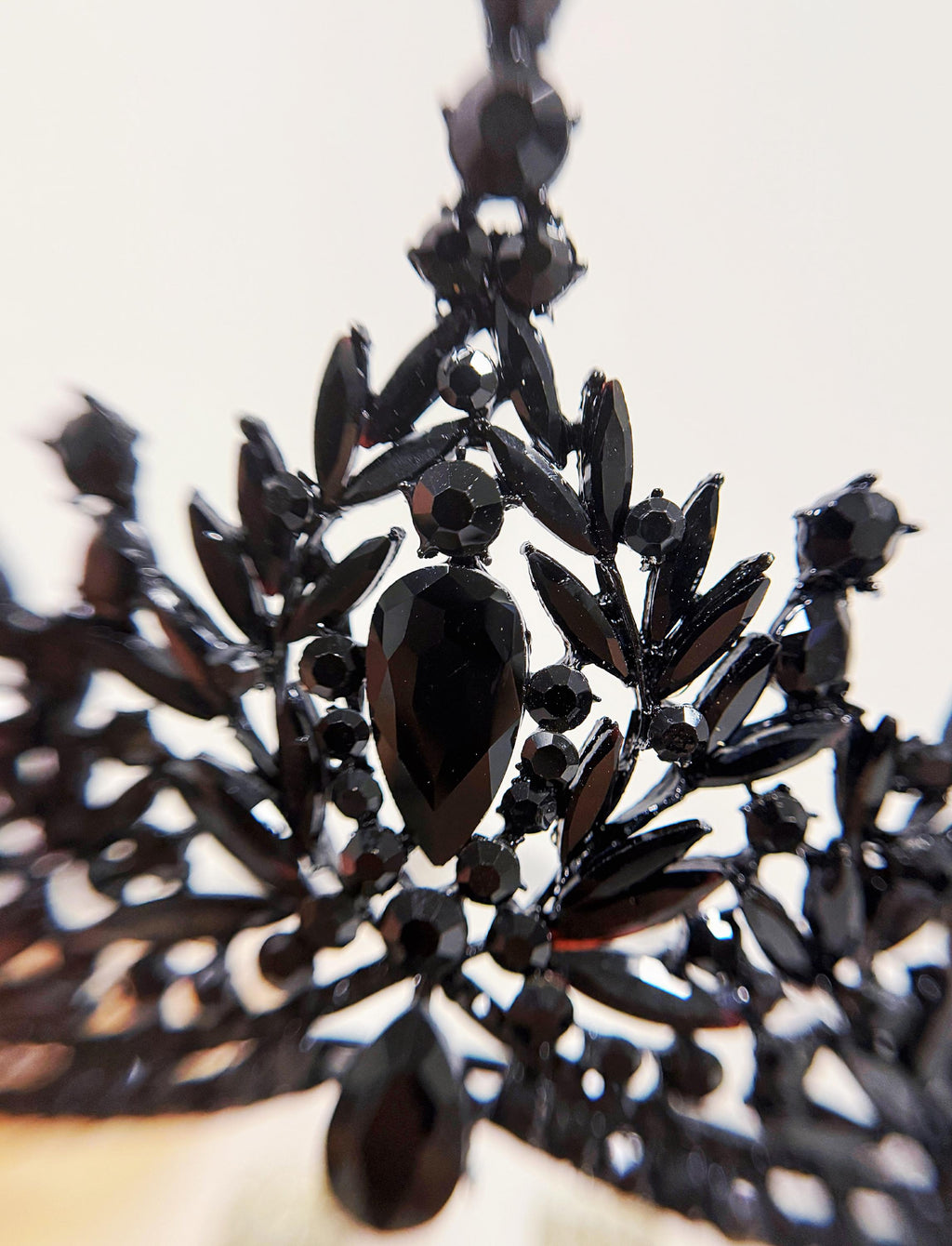 HappyJewelryWorld Black Crystal Tiara Gothic Queen Crown Black