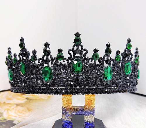 Black King Crown: Green Stone Gothic Renaissance Coronation