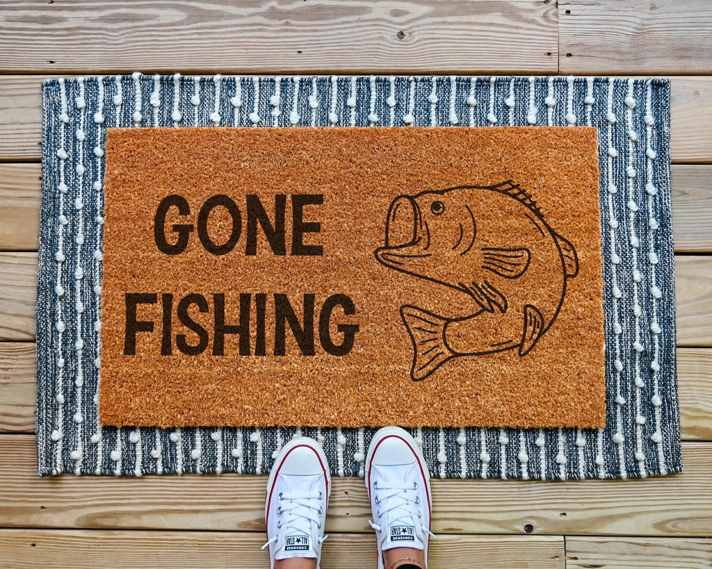 HamlinRowShop Gone Fishing Coir Doormat: Funny Welcome Mat for Anglers