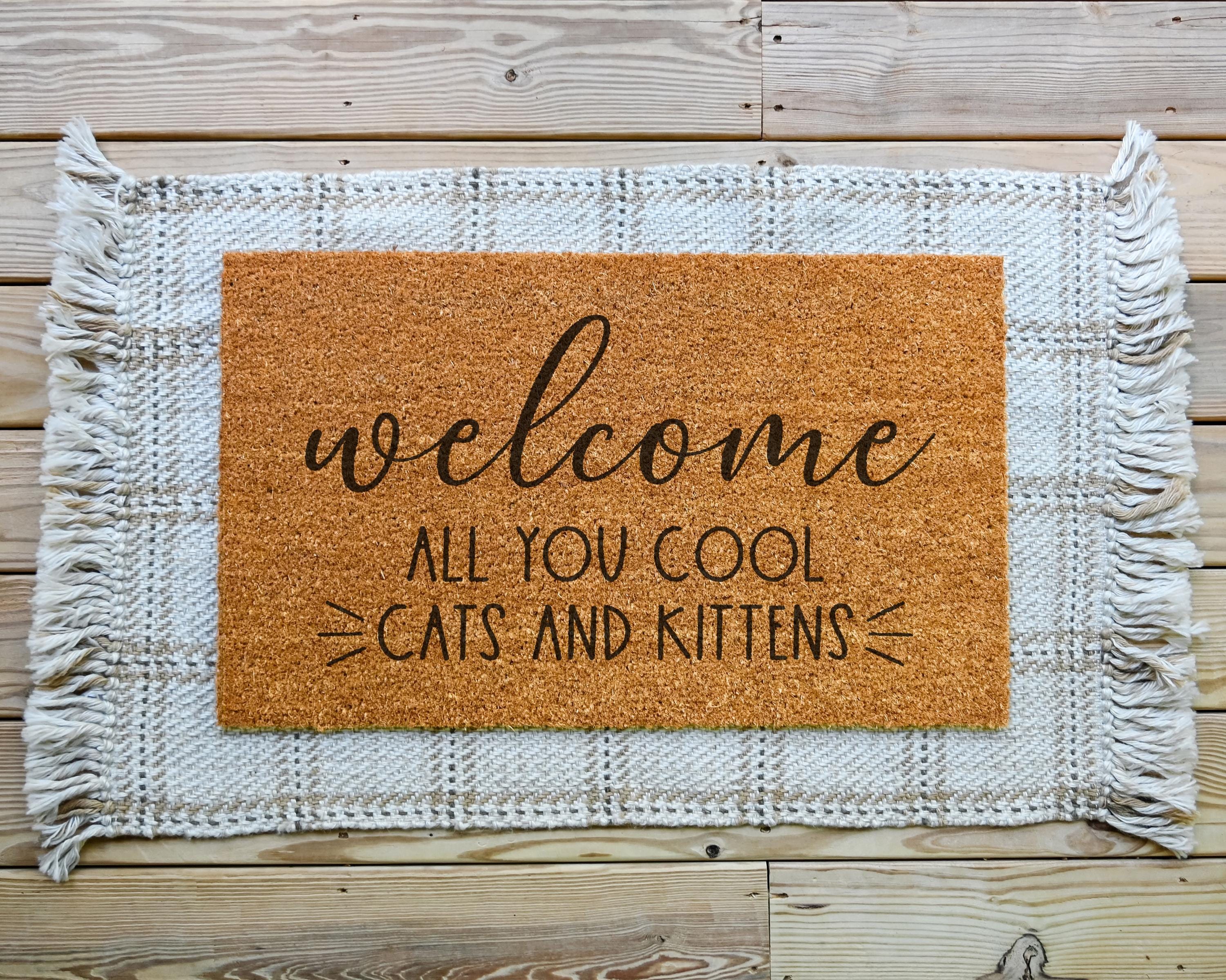 HamlinRowShop Welcome All You Cool Cats And Kittens Coir Doormat 16x24in