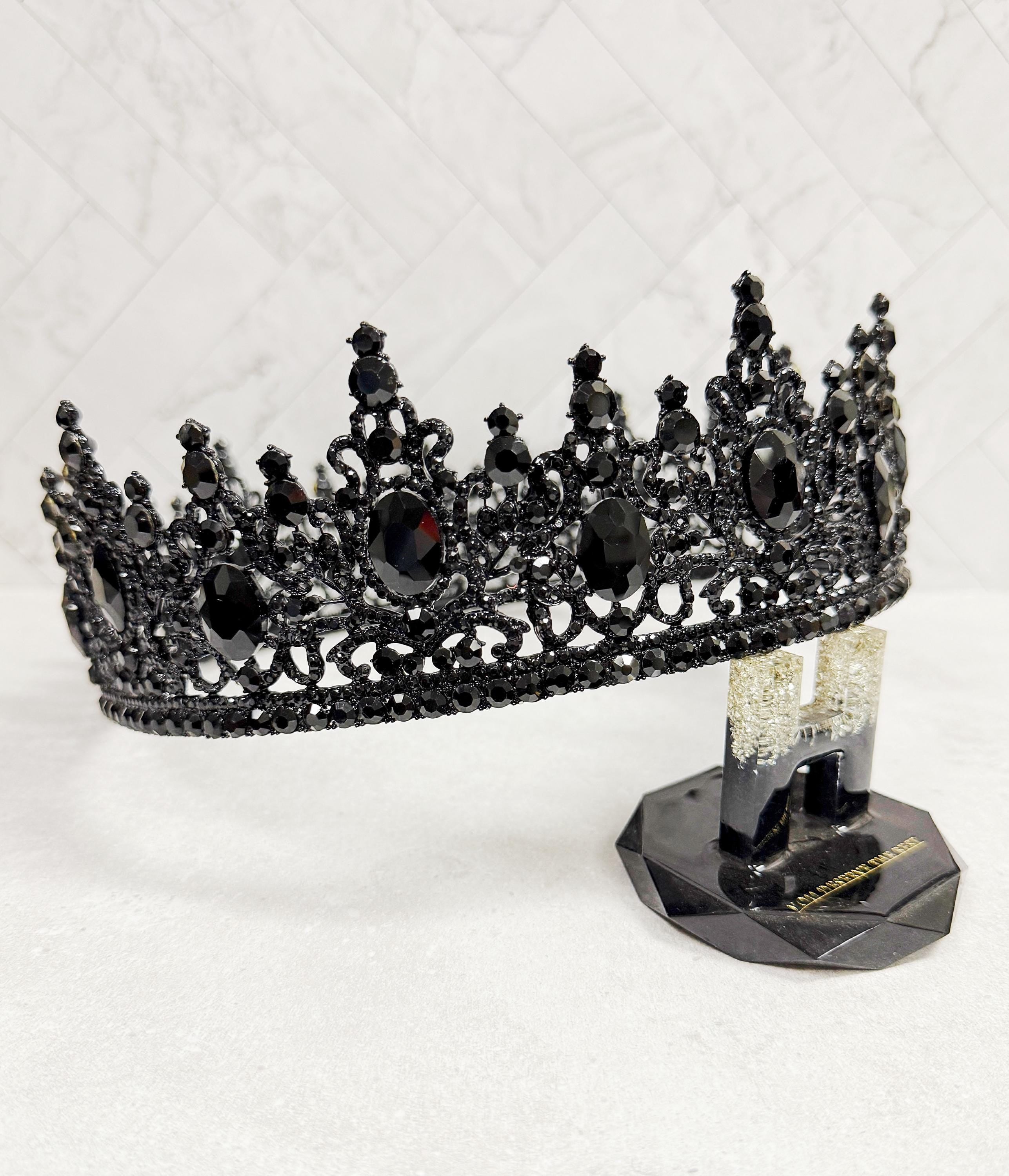 HappyJewelryWorld Gothic Crown Black Diamond