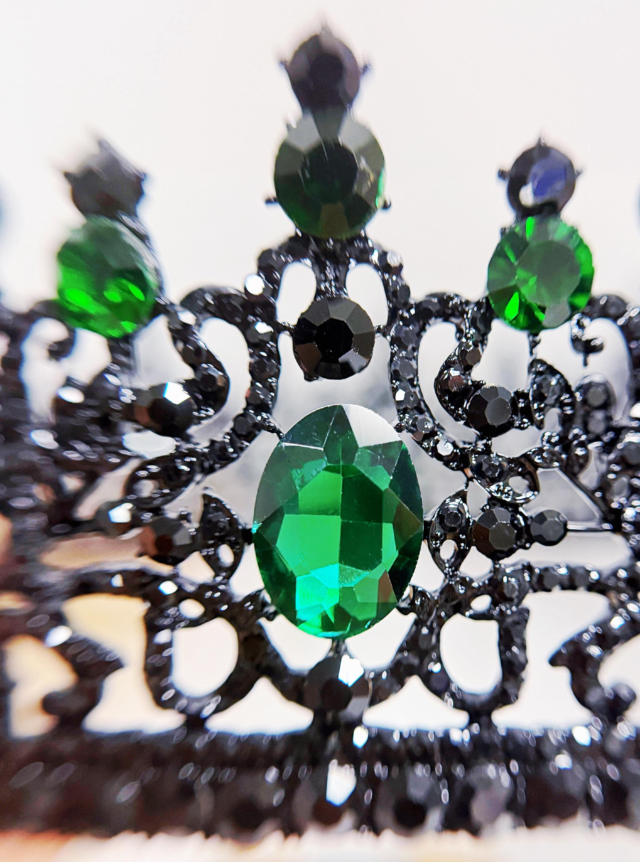 Black King Crown: Green Stone Gothic Renaissance Coronation