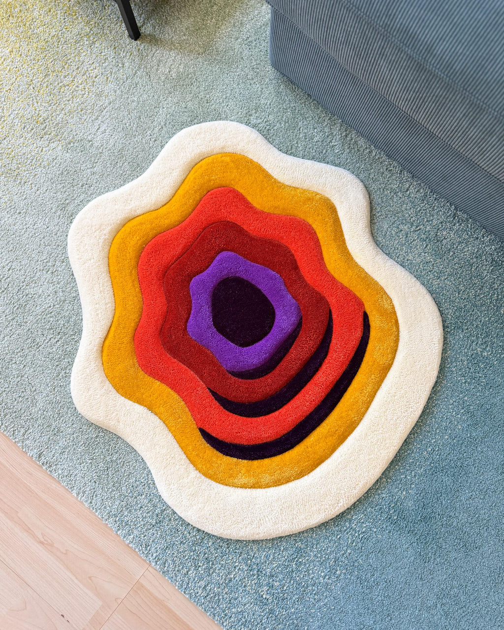 LargoModern Custom Handmade Psychedelic Fluffy Tufted Rug