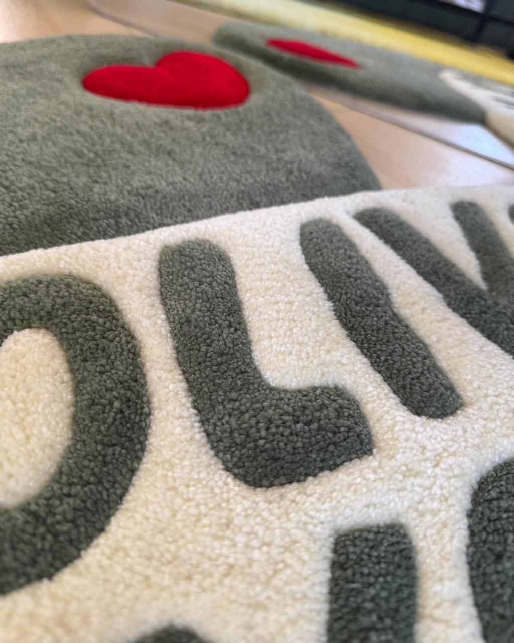 LargoModern Olive You Custom Tufted Rug Fluffy 22x20 Inches
