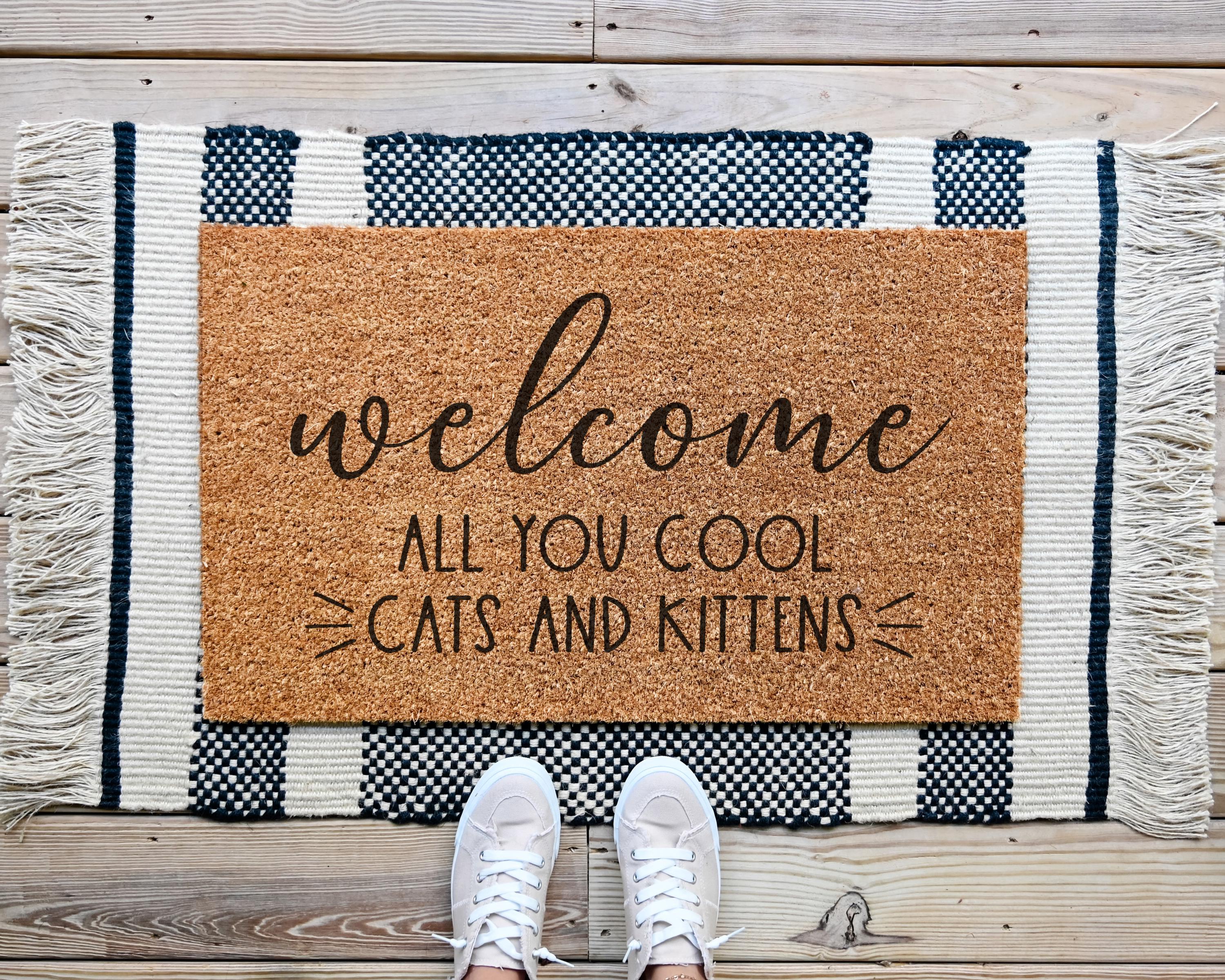 HamlinRowShop Welcome All You Cool Cats And Kittens Coir Doormat 16x24in