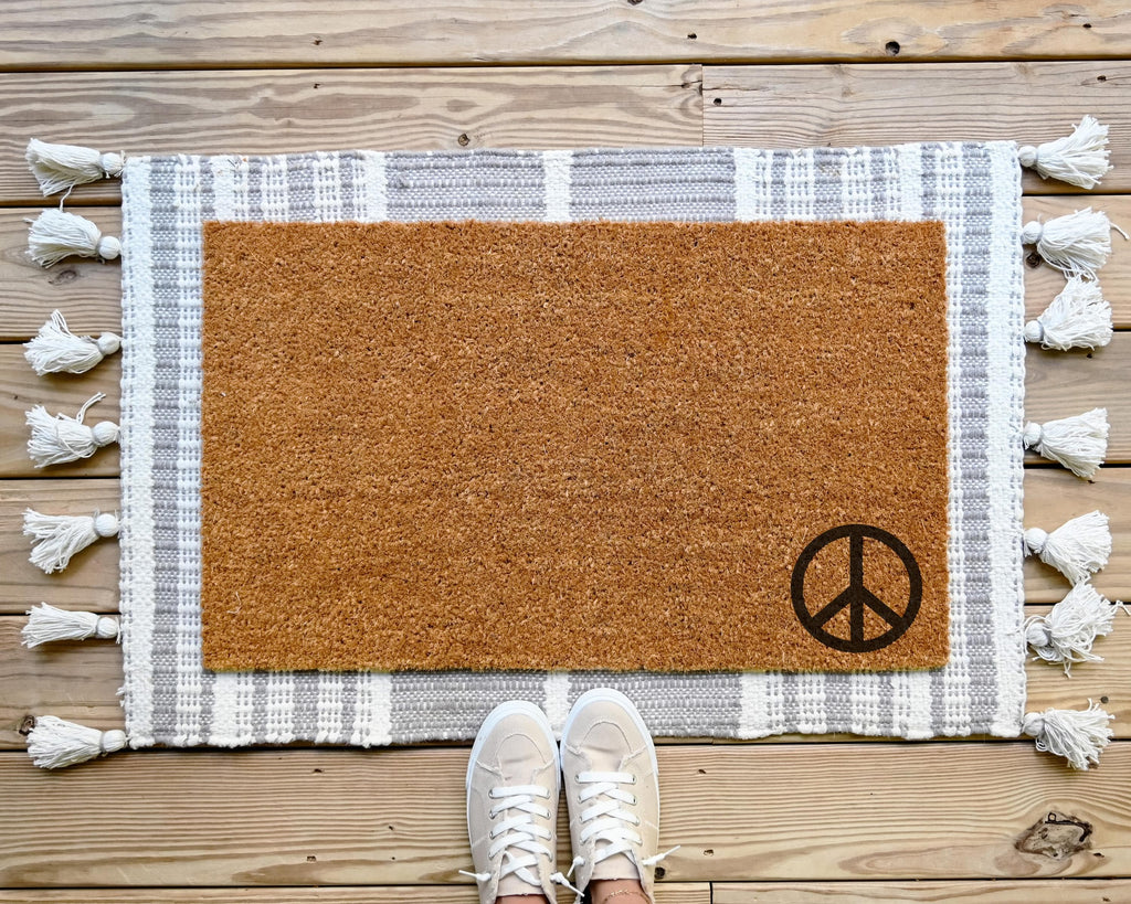HamlinRowShop Welcome Cursive Script Coir Doormat Front Porch