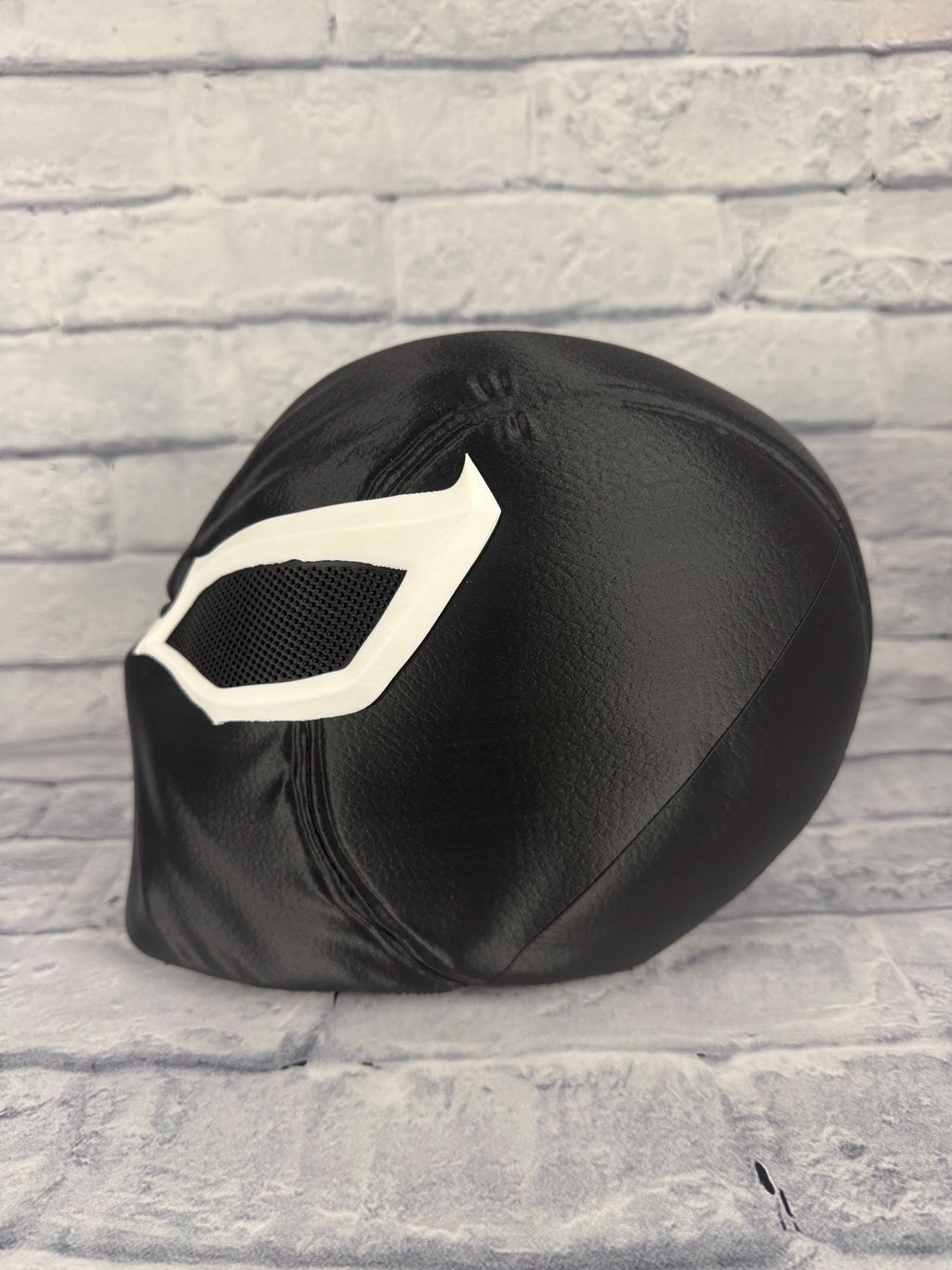Agent Venom Inspired 3D Printed Cosplay Helmet Magnetic Eyes