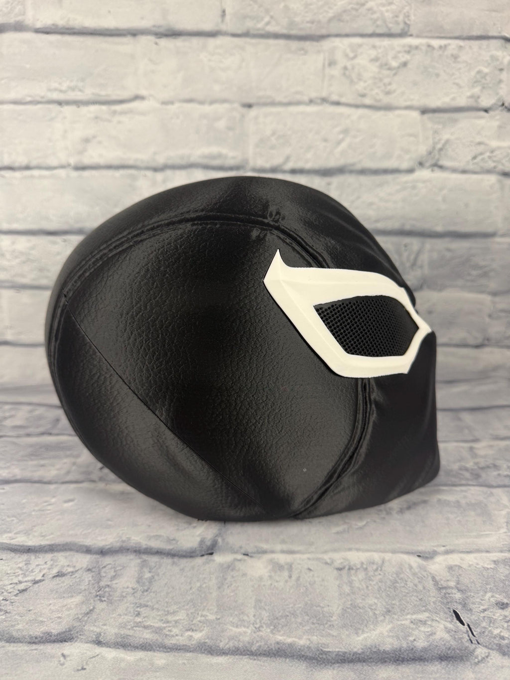 Agent Venom Inspired 3D Printed Cosplay Helmet Magnetic Eyes