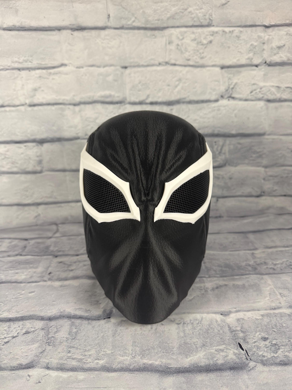 Agent Venom Inspired 3D Printed Cosplay Helmet Magnetic Eyes