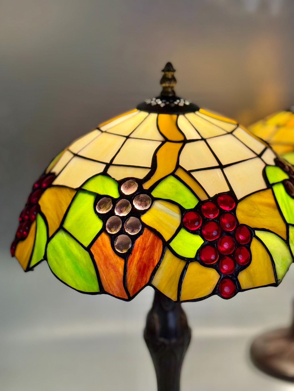 U2Antique Grape Wisteria Tiffany Table Lamp 8 Inch Orange Grape