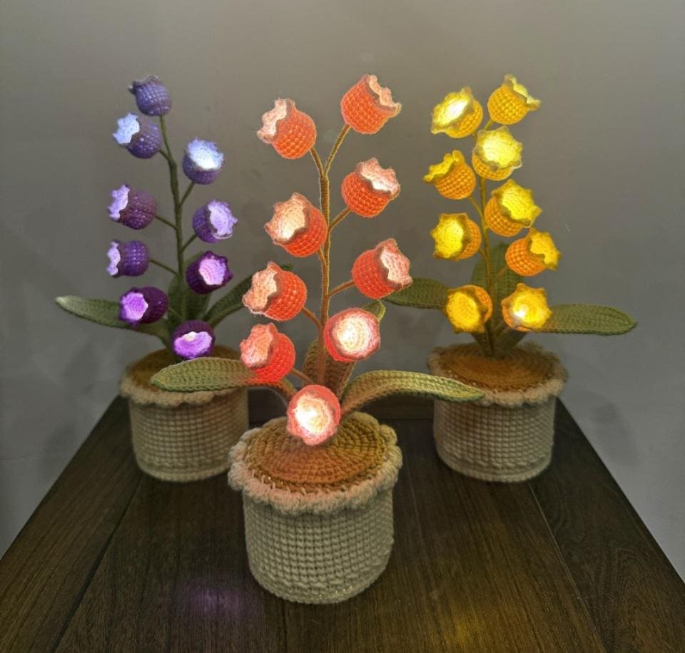 CrochetRecipe Crochet Lily of the Valley Potted Plant Lamp LED Table Light 10in White