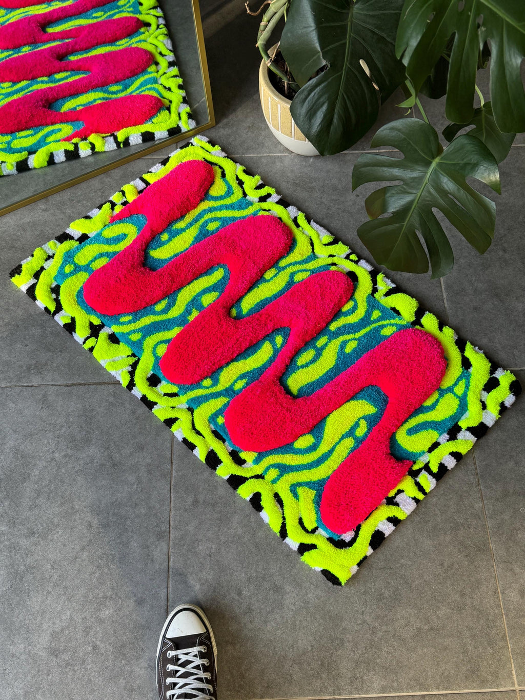 OrnnWorks Silent Disco Handmade 3D Fluffy Tufted Rug Neon Abstract