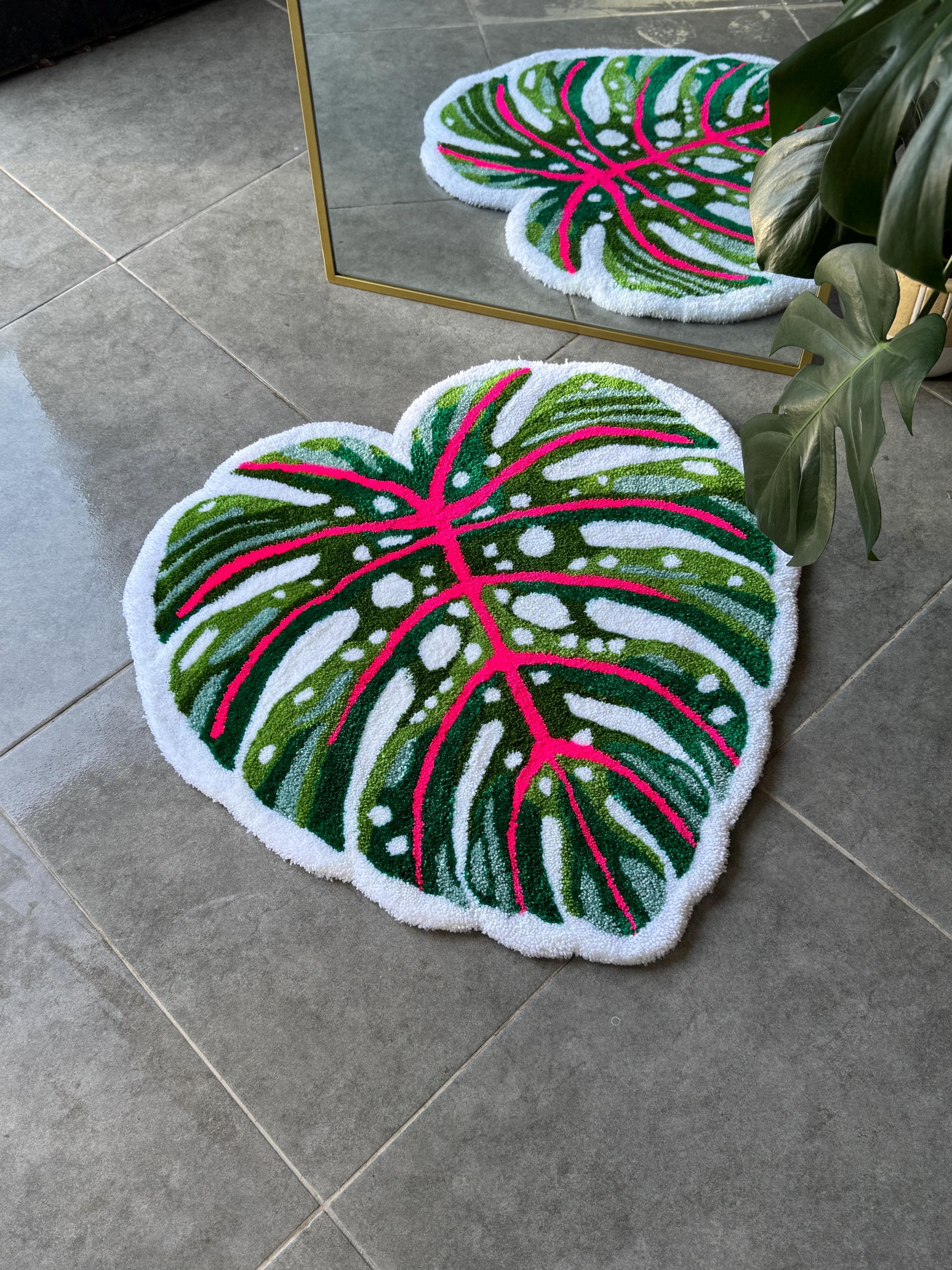 OrnnWorks Heart Shaped Monstera Leaf Handmade Tufted Rug Tropical Botanical