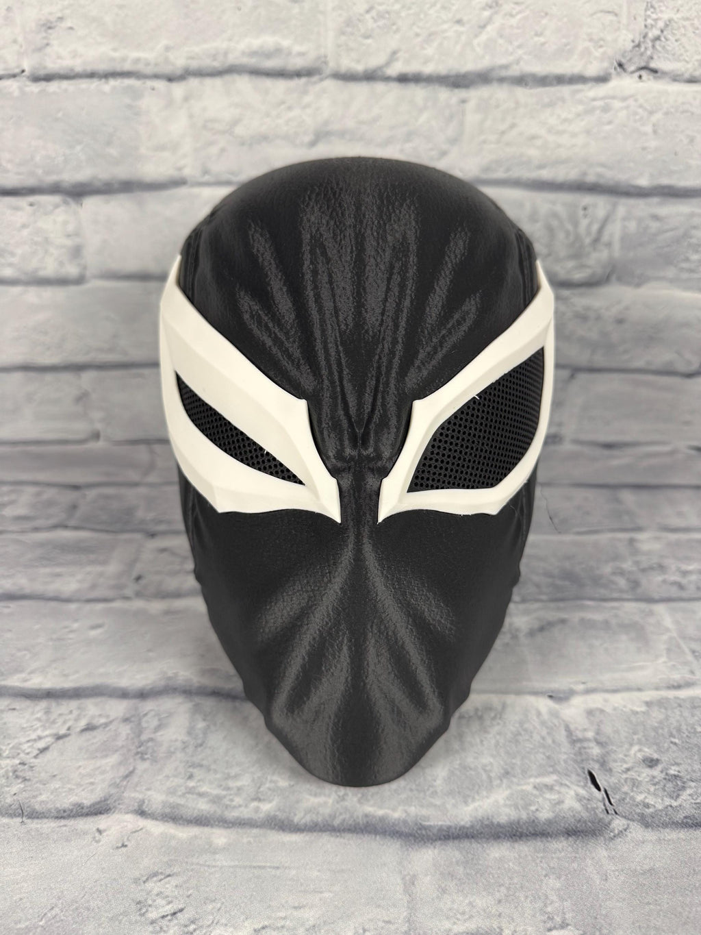 Agent Venom Inspired 3D Printed Cosplay Helmet Magnetic Eyes